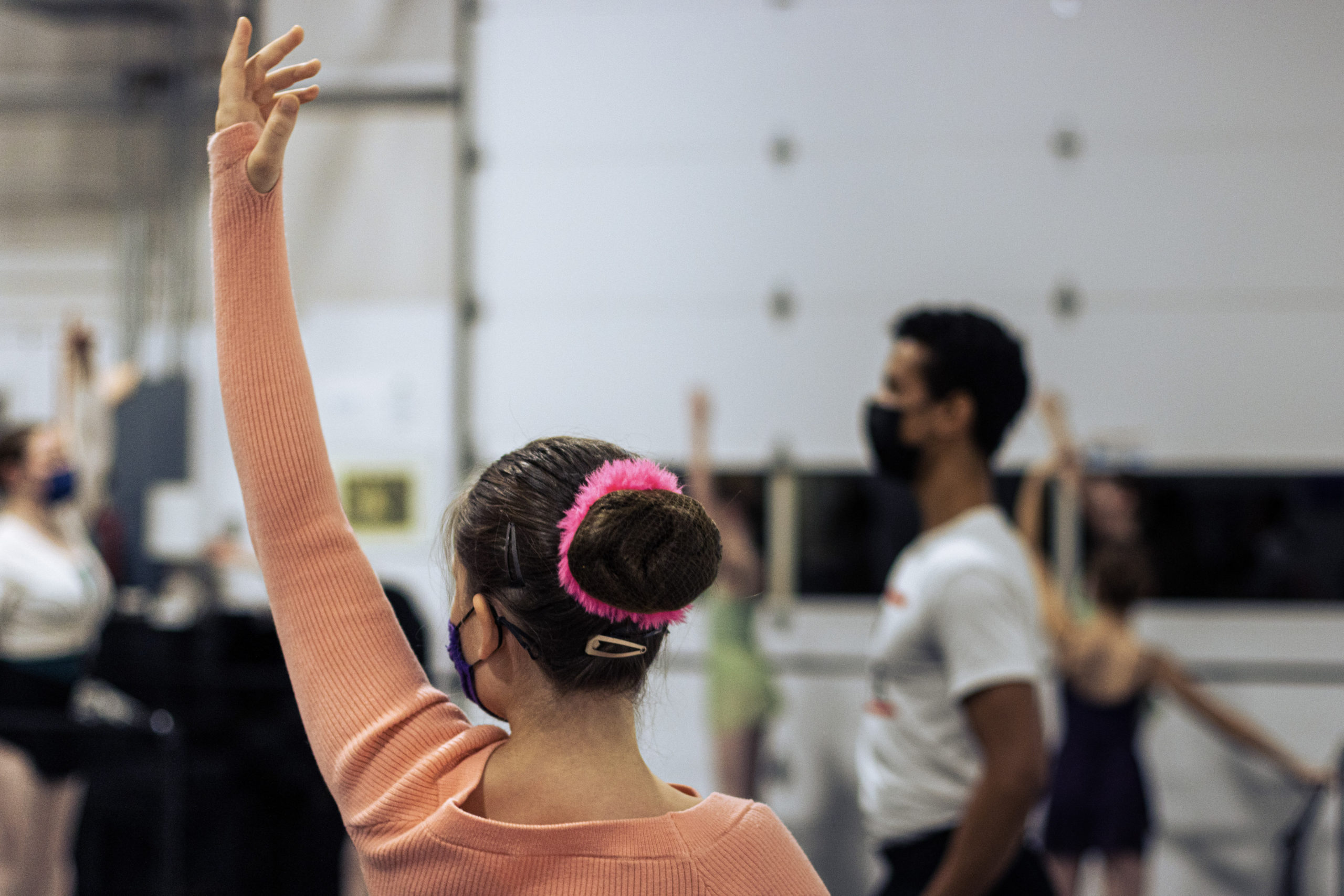 Jose Sebastian, founder of Hamptons Dance Project, leading class at Hampton Ballet Theater School in Bridgehampton. MATTHEW ROSARIO, GUILD HALL TEEN ARTS COUNCIL 2021-2022 FOR GUILD HALL