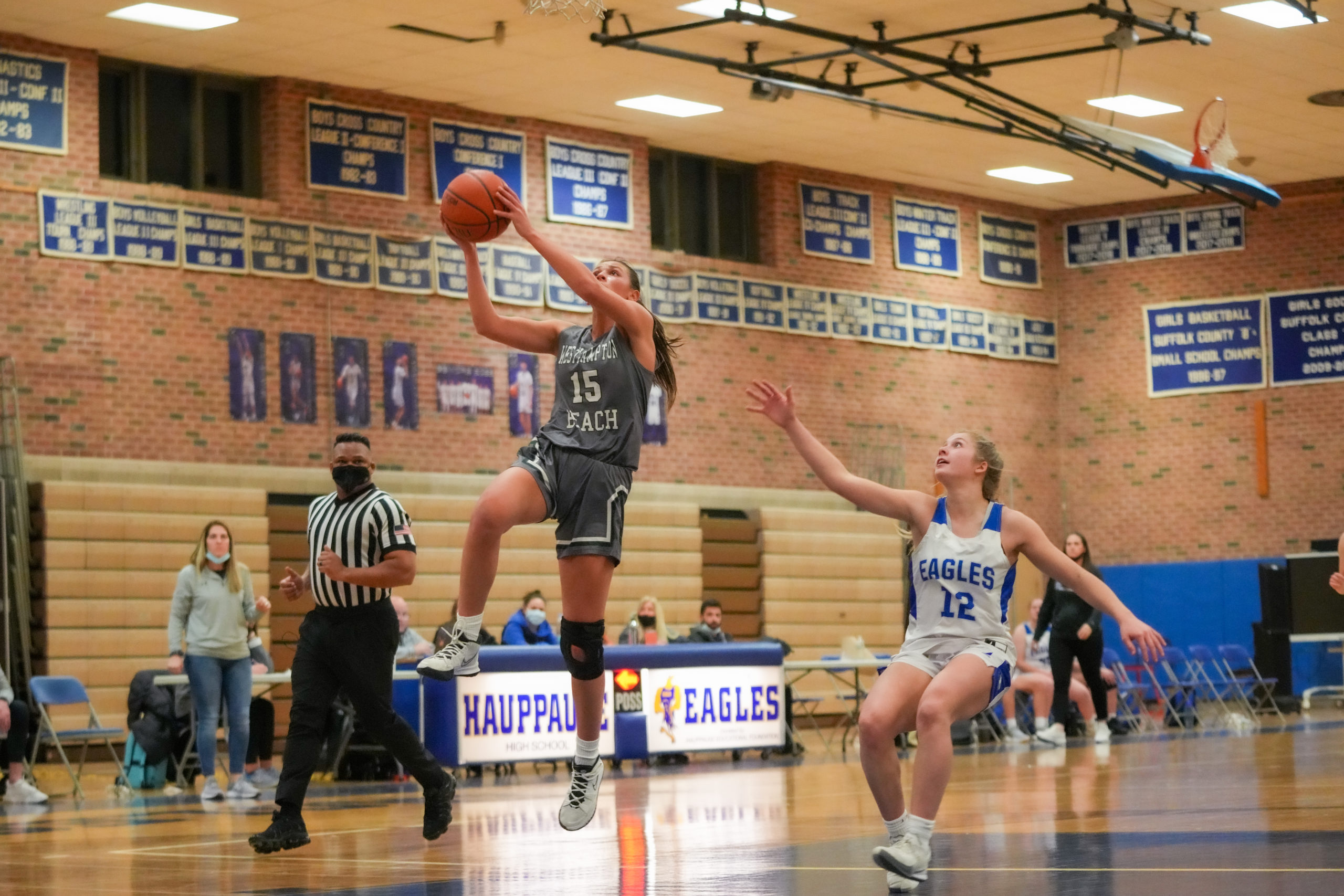 Olivia Rongo shoots. RON ESPOSITO