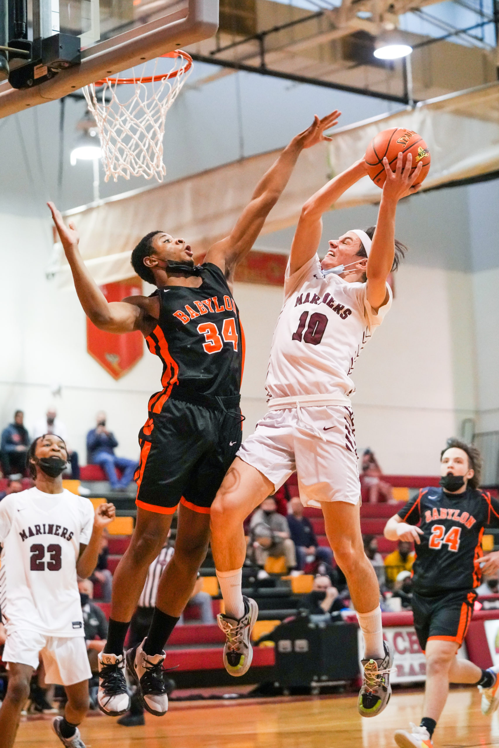 Brentwood tops Southampton in Suffolk overall boys basketball