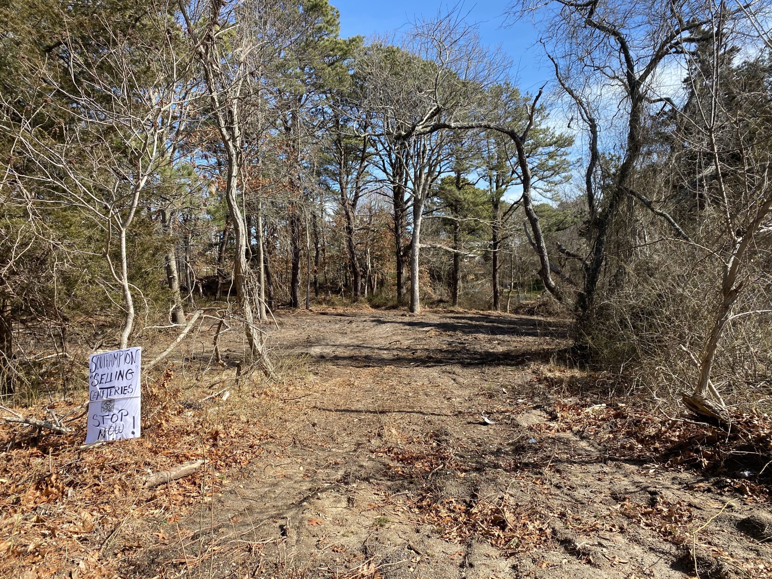 The property at 503 Montauk Highway in Shinnecock Hills.  COURTESY HEIDI RAIN OLESZCZUK