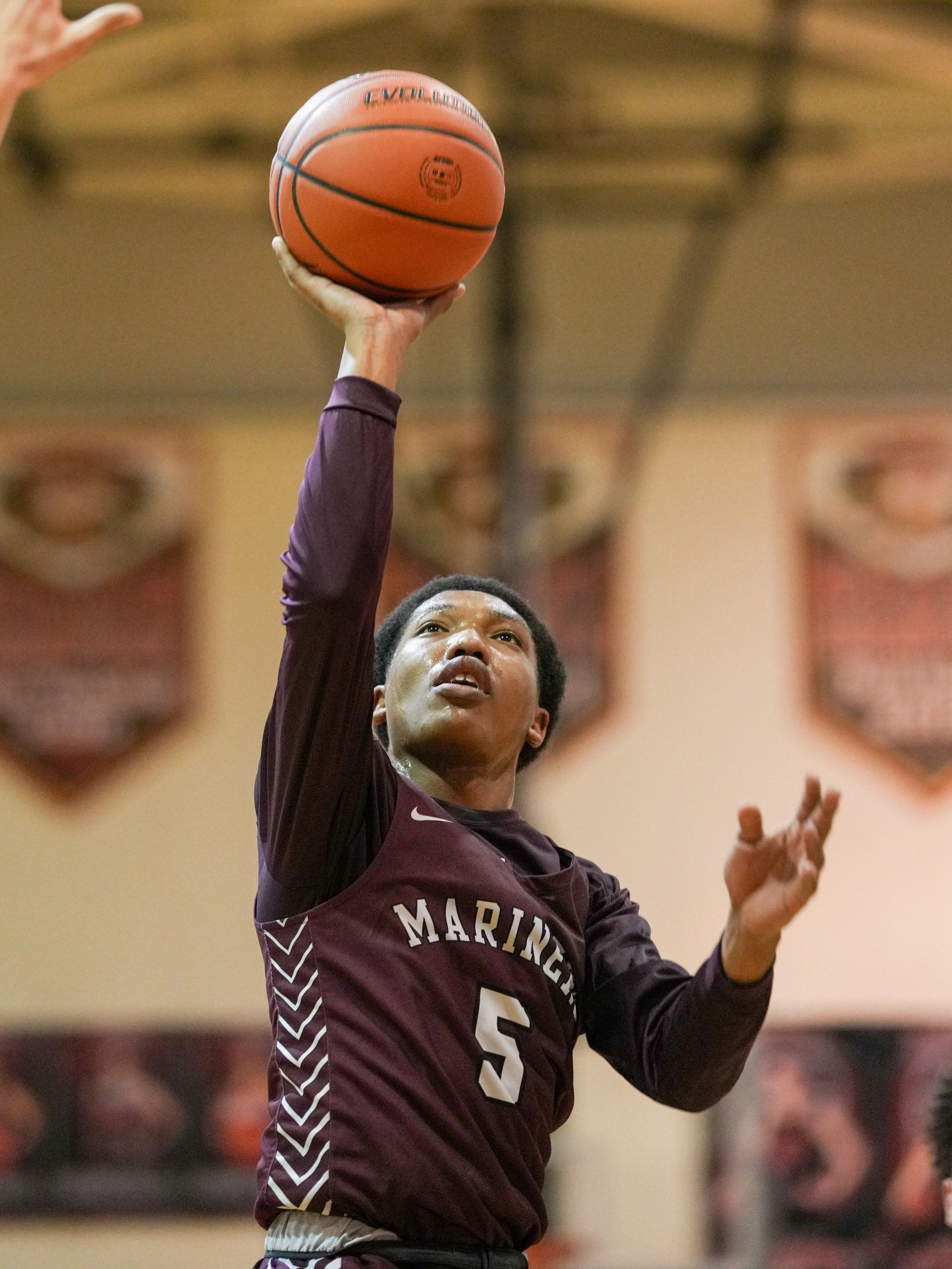 Southampton freshman Naevon Jenkins puts up a shot.     RON ESPOSITO