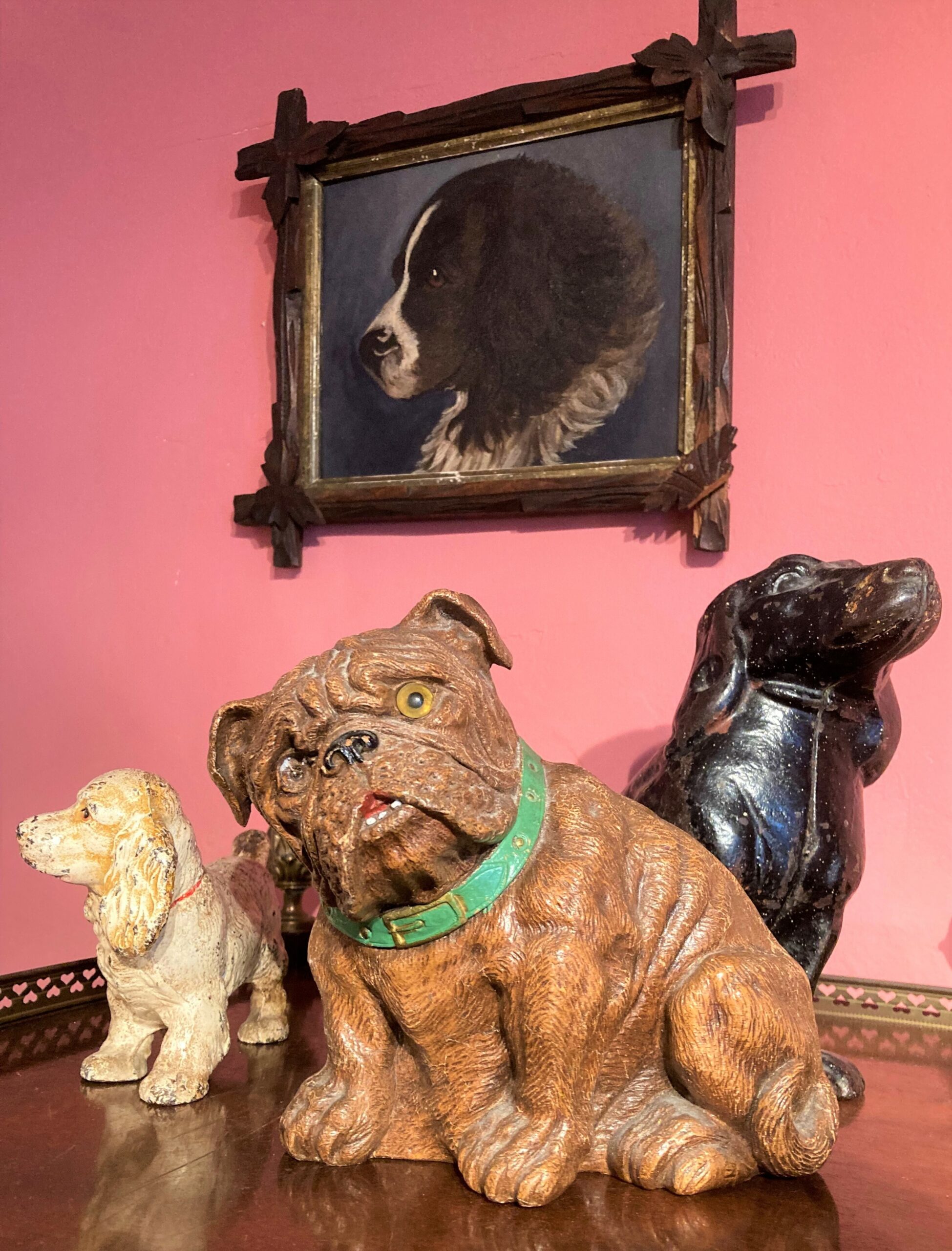 Dog Doorstops, c. 1900. TOM EDMONDS 2022