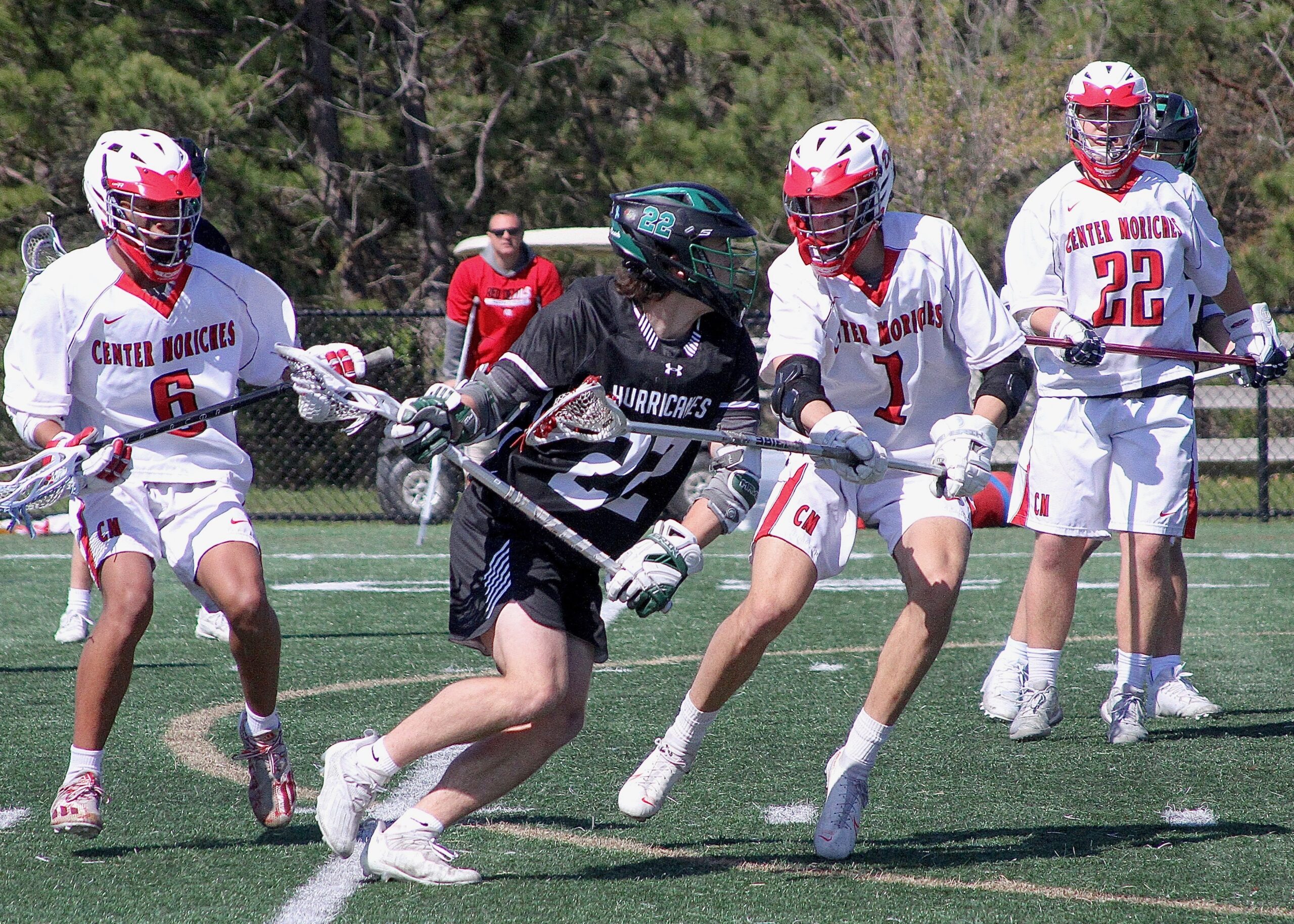 Senior midfielder Chris Koltzan looks up the field for the play. DESIRÉE KEEGAN