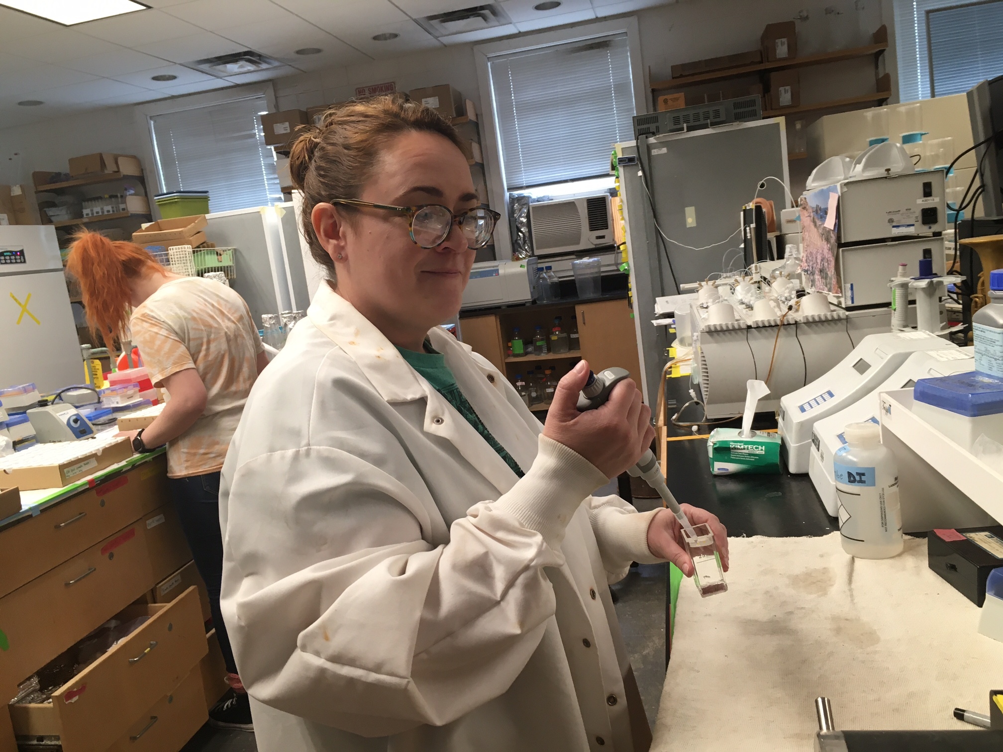 Scientist Jen Goleski at the Gobler Lab in Stony Brook Southampton University where samples from area water bodies are tested.      KITTY MERRILL
