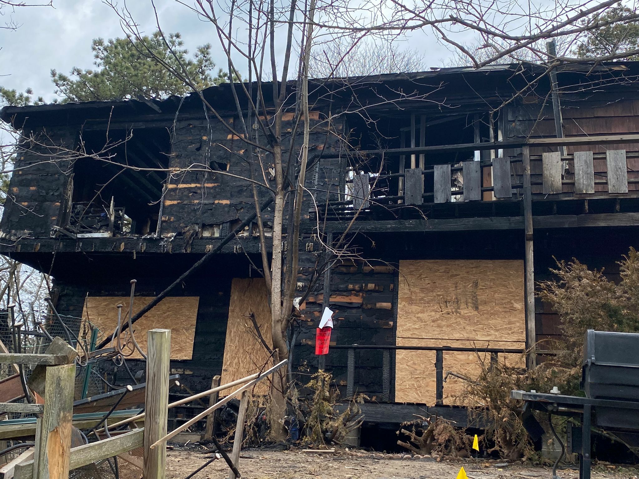 The aftermath of the fire at the 317 East Montauk Highway apartment building.   JULIANA HOLGUIN