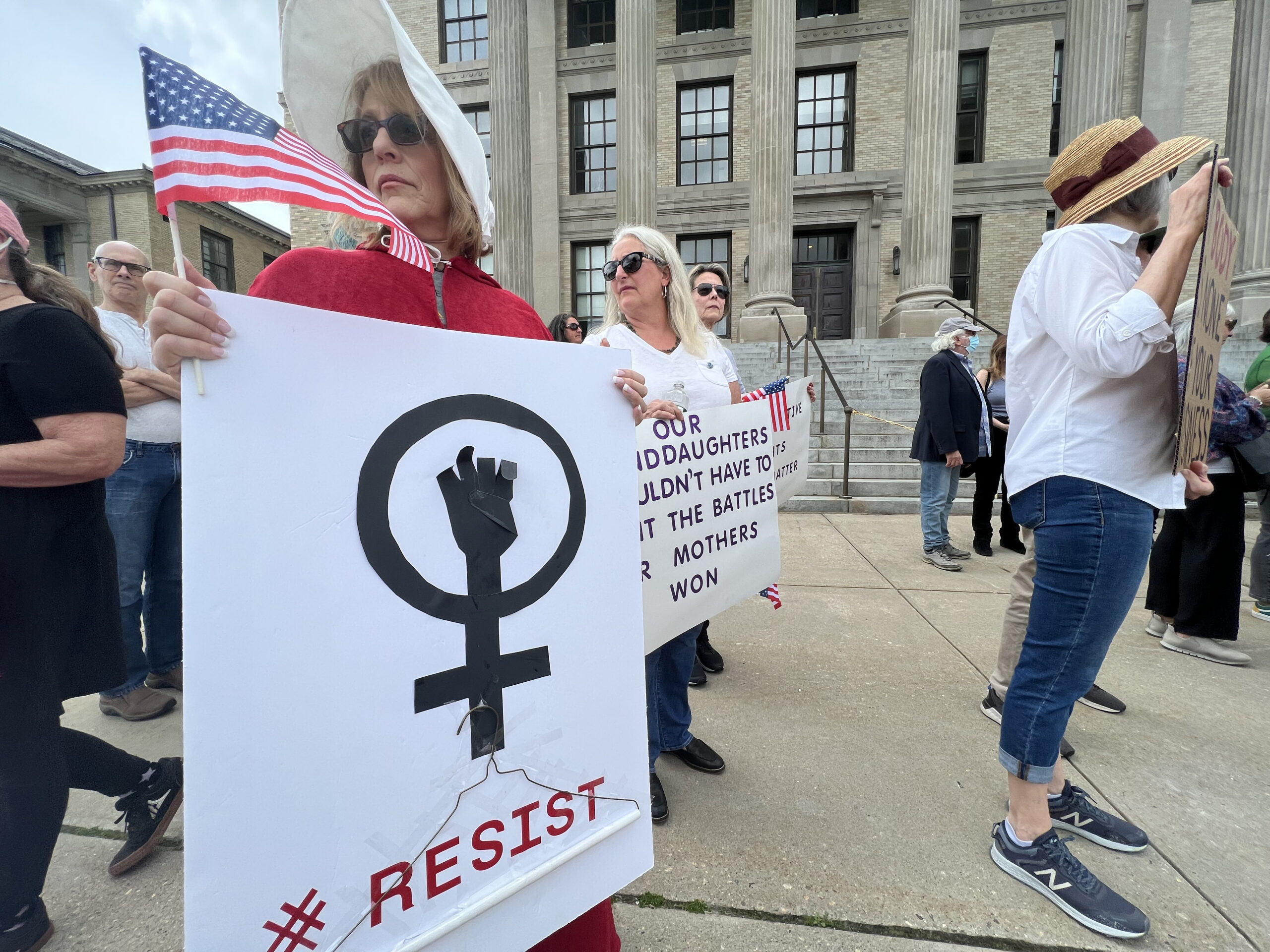 Hundreds of people gathered at the Riverhead Supreme Court building on Saturday to rally for reproductive rights.   DANA SHAW