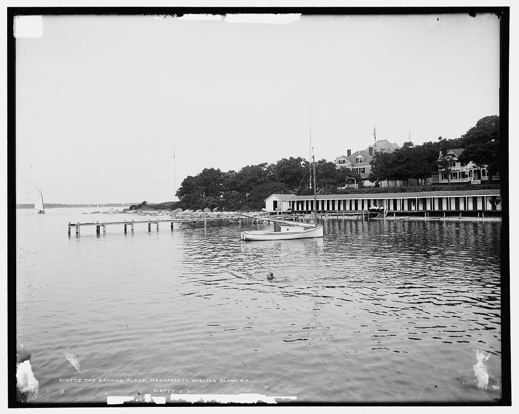 The bathing area at the Manhanset House on Shelter Island circa 1904.   LIBRARY OF CONGRESS