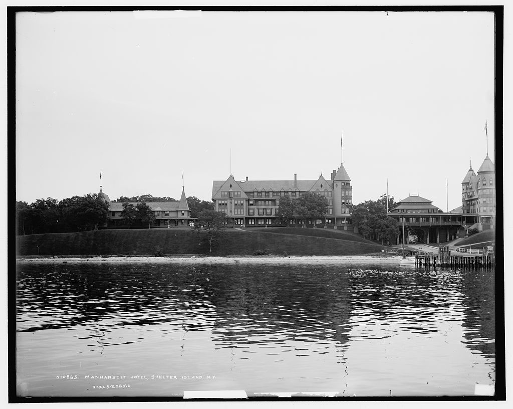 The Manhanset Hotel on Shelter Island circa 1904.    LIBRARY OF CONGRESS
