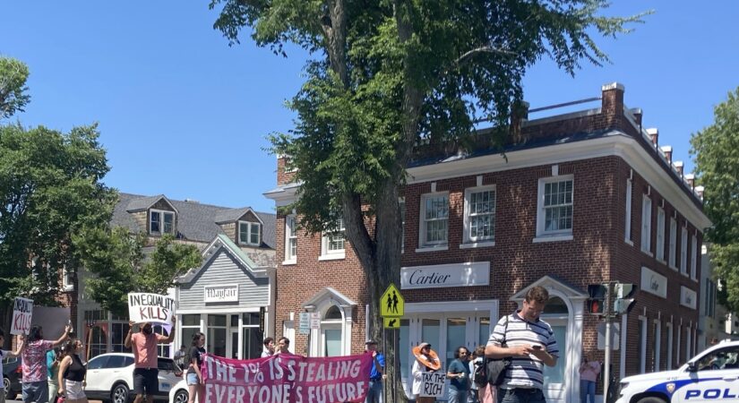 Roving Protesters Calling For Higher Taxes On The Rich Block