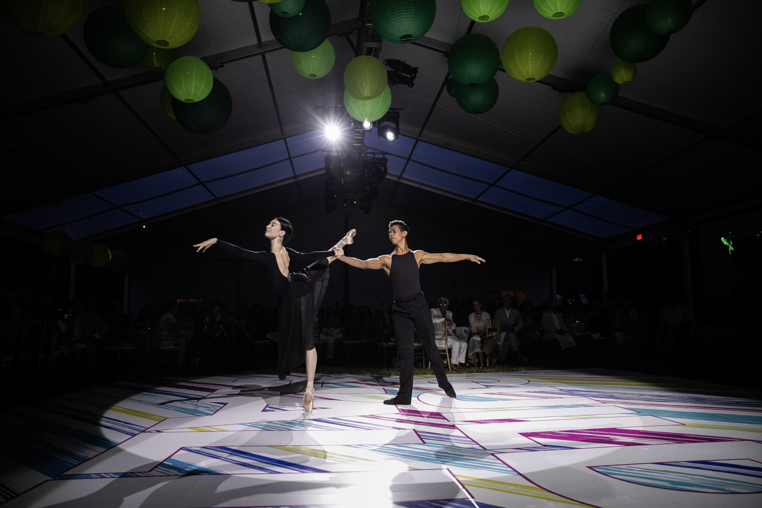 Chloe Misseldine and Jose Sebastian of Hamptons Dance Project dancing at Guild Hall's Summer Gala at East Hampton's Mulford Farm on August 19. © JESSICA DALENE PHOTOGRAPHY