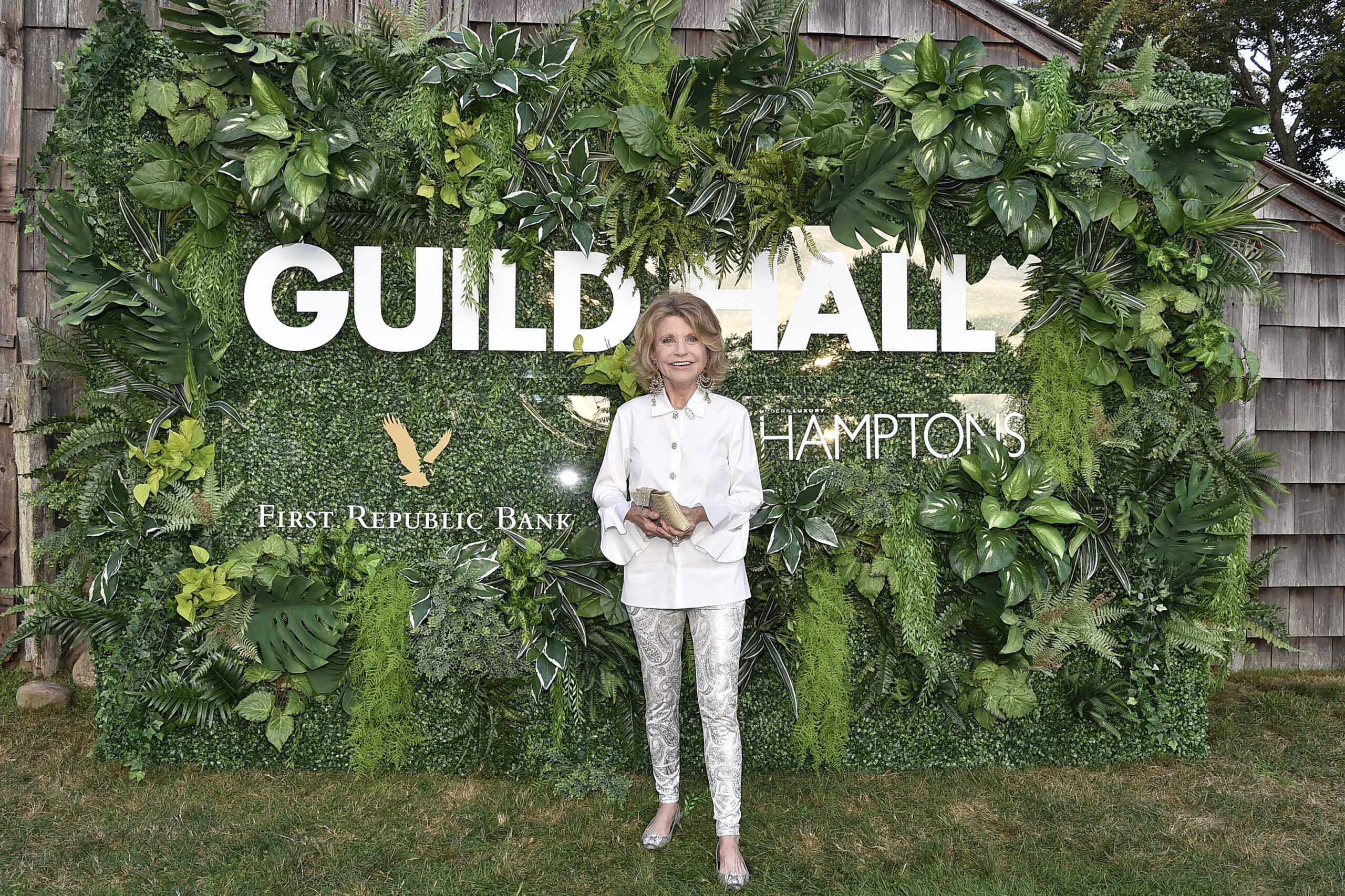 Kathy Rayner at Guild Hall's Summer Gala at Mulford Farm on August 19. © PATRICK MCMULLAN