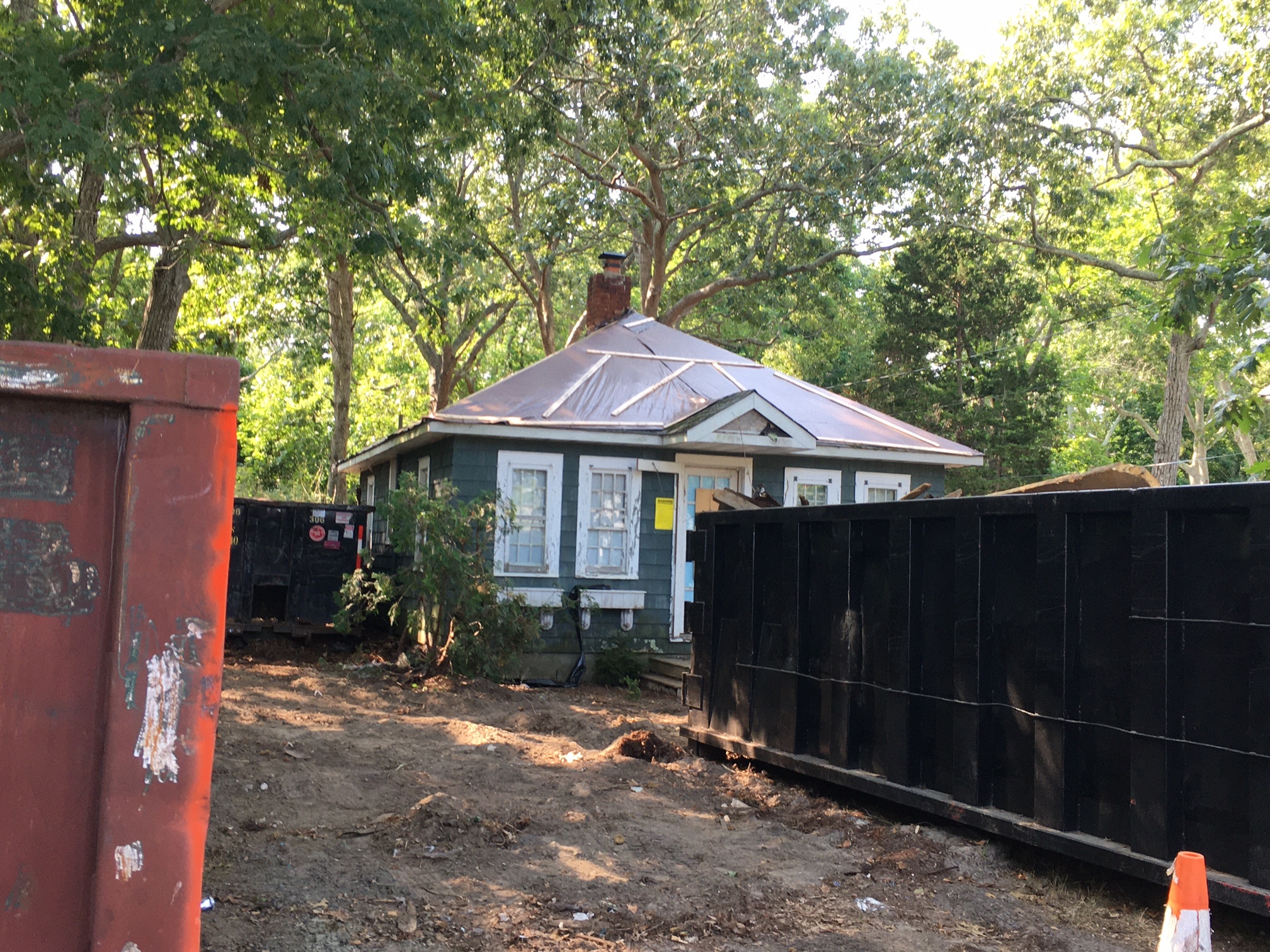 When required cleanup lagged, the Southampton Town Board voted to clean up an abandoned property on Argonne Road in Hampton Bays.    KITTY MERRILL