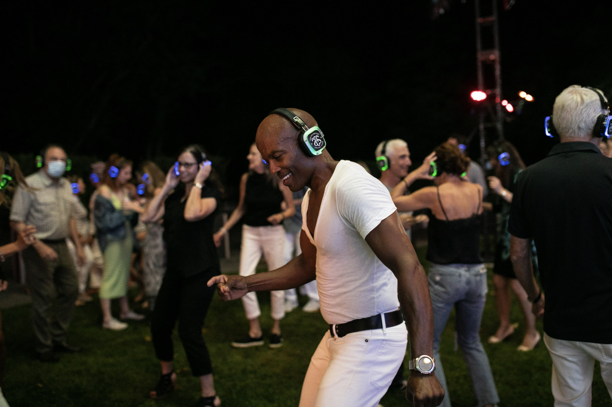 Silent Dance Party at Guild Hall. © JESSICA DALENE PHOTOGRAPHY