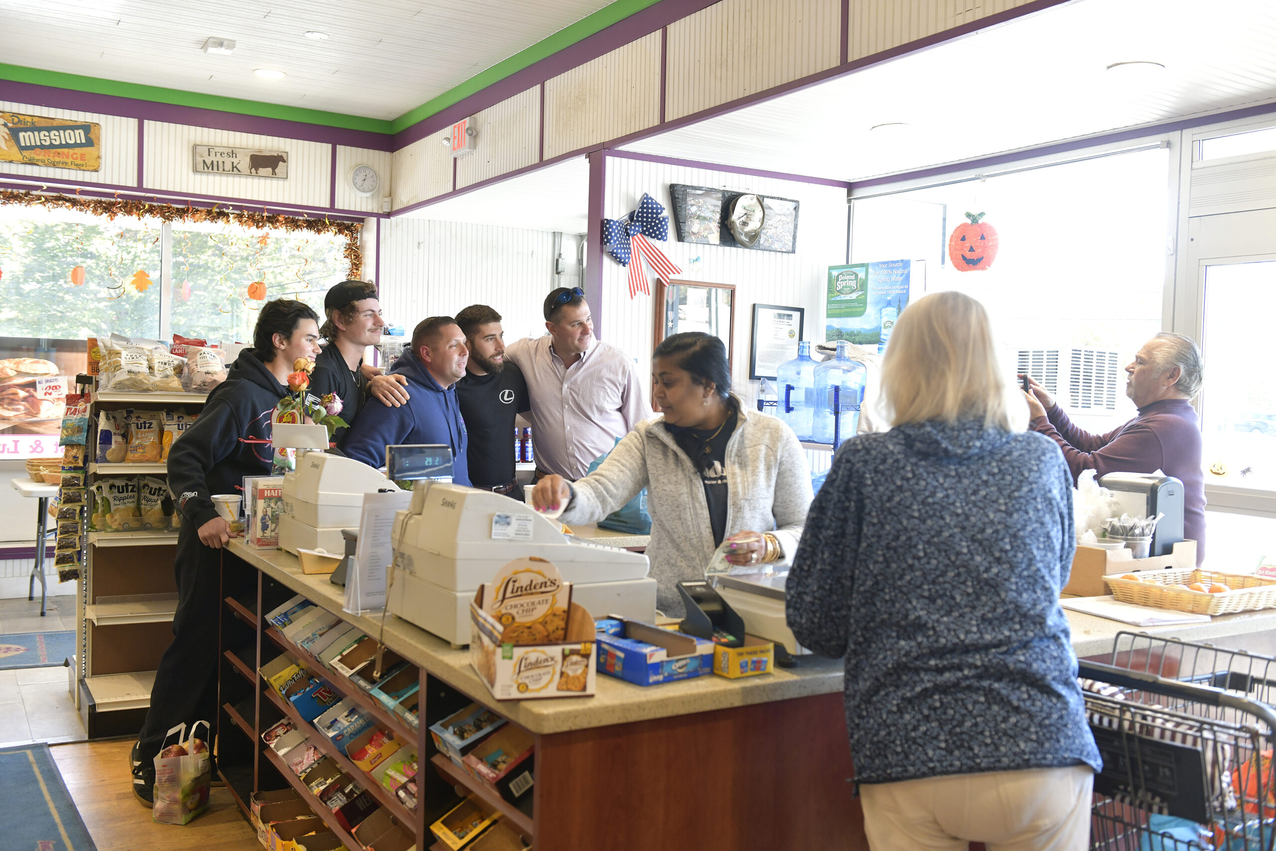 A steady stream of customers visited Schmidt's Market on Friday to say their goodbyes and pay their respects.   DANA SHAW