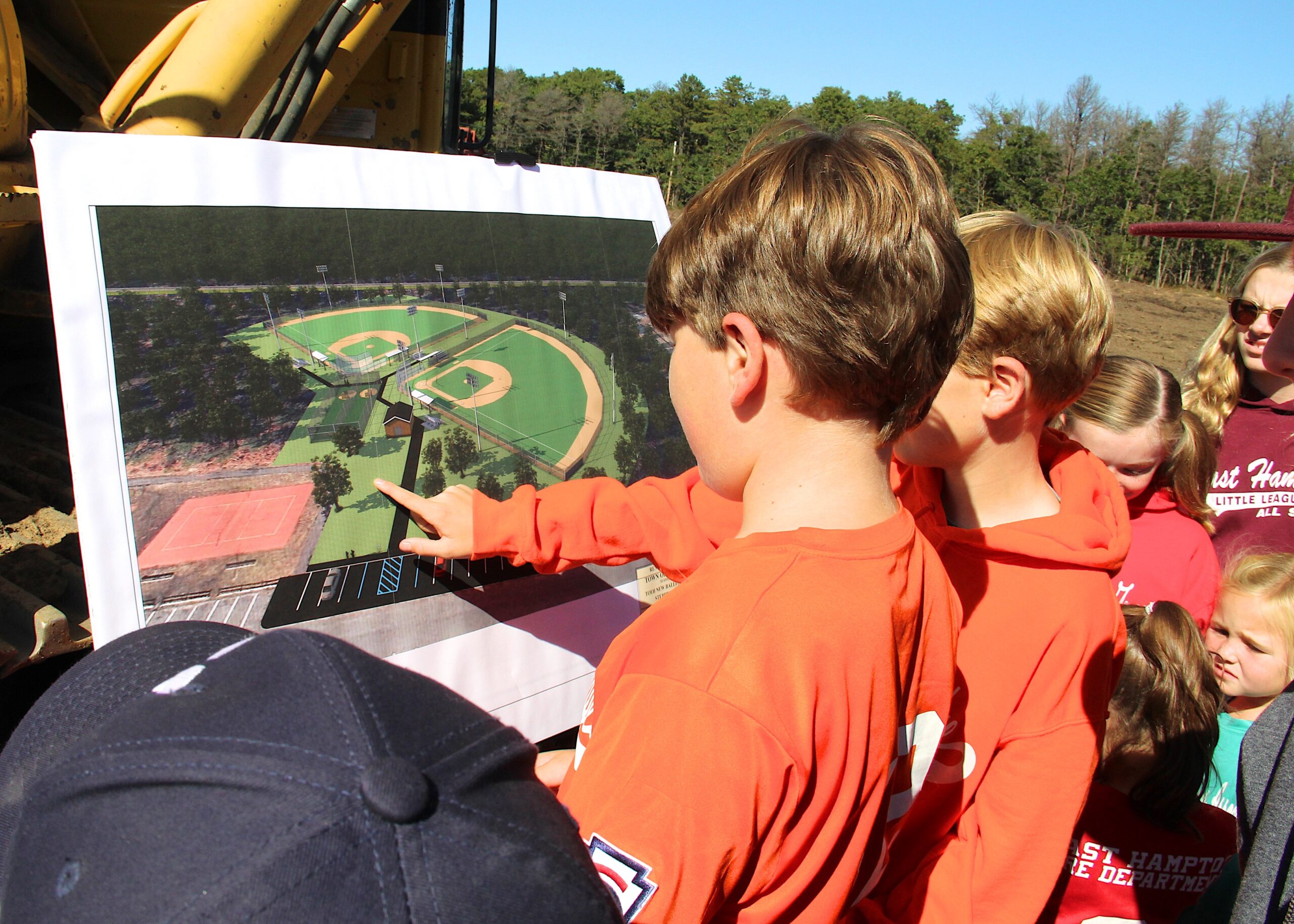 Members Of Sag Harbor/Bridgehampton Little League Take Part In New York Mets  Future Stars Program - 27 East