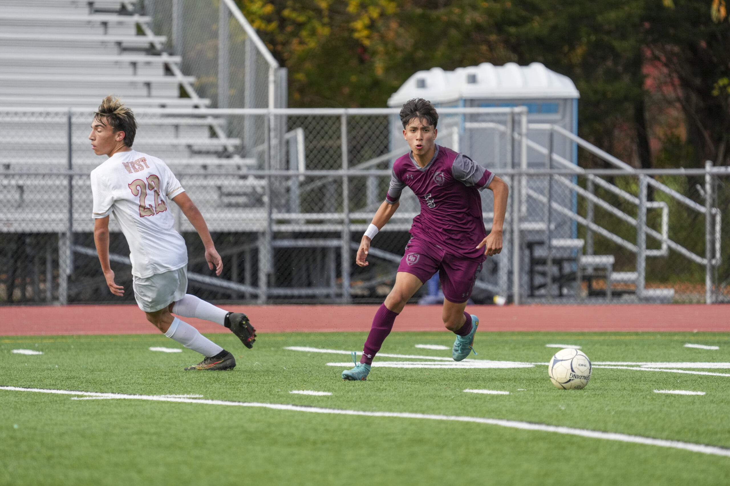 East Hampton junior John Bustamante looks upfield.    RON ESPOSITO