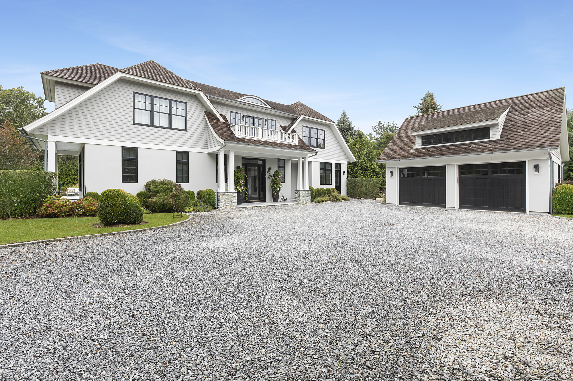 114 Old Farm Road in Sagaponack sold for $6.45 million. COURTESY CORCORAN