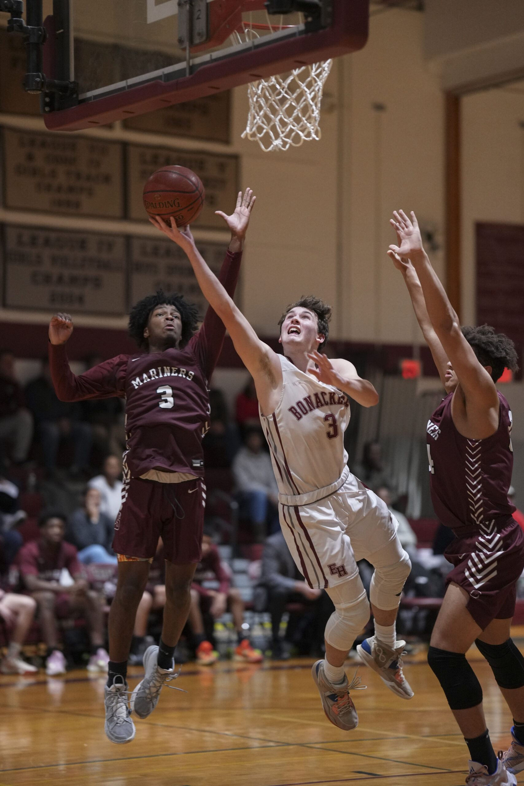 East Hampton senior Luke Reese splits the Southampton defense and scores.    RON ESPOSITO