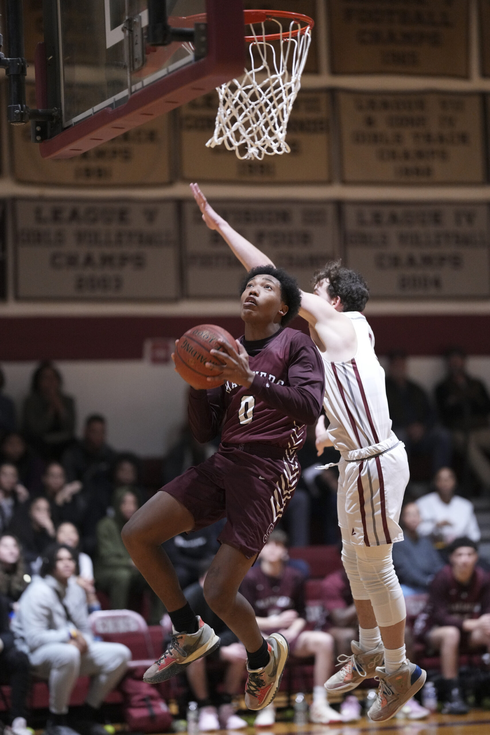 Southampton sophomore Naevon Williams tied with teammate Derek Reed with a game-high 25 points in Saturday night's finals of the Kendall Madison Tip-Off Classic at East Hampton.    RON ESPOSITO