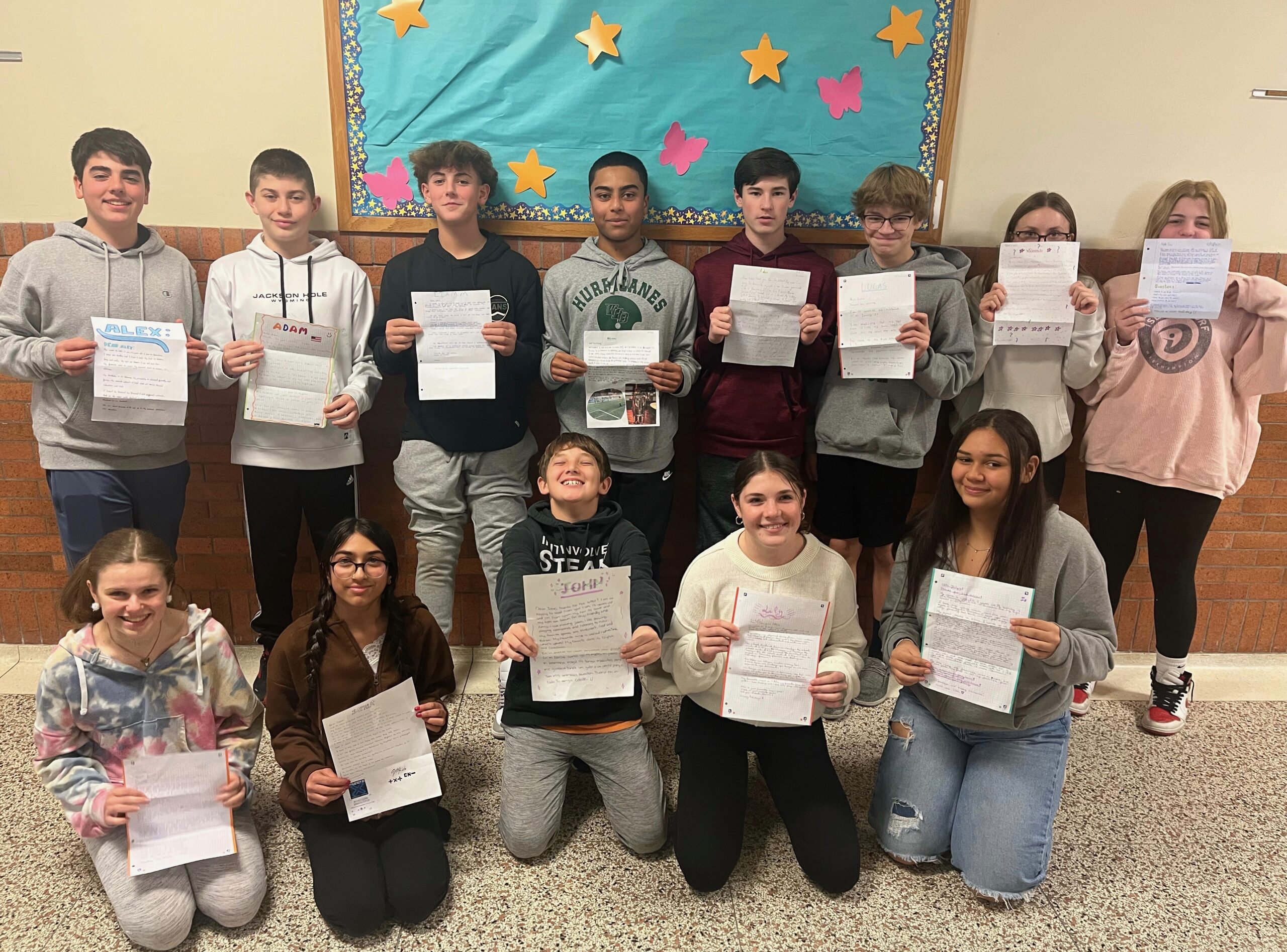 Westhampton Beach Middle School eighth graders in Marcia Figueroa’s Spanish class received pen pal letters from their peers in Barcelona recently. Earlier this year, the students had sent traditional, hand-written letters, sharing information with their pen pals about their hobbies, personality traits and school schedules. COURTESY WESTHAMPTON BEACH SCHOOL DISTRICT