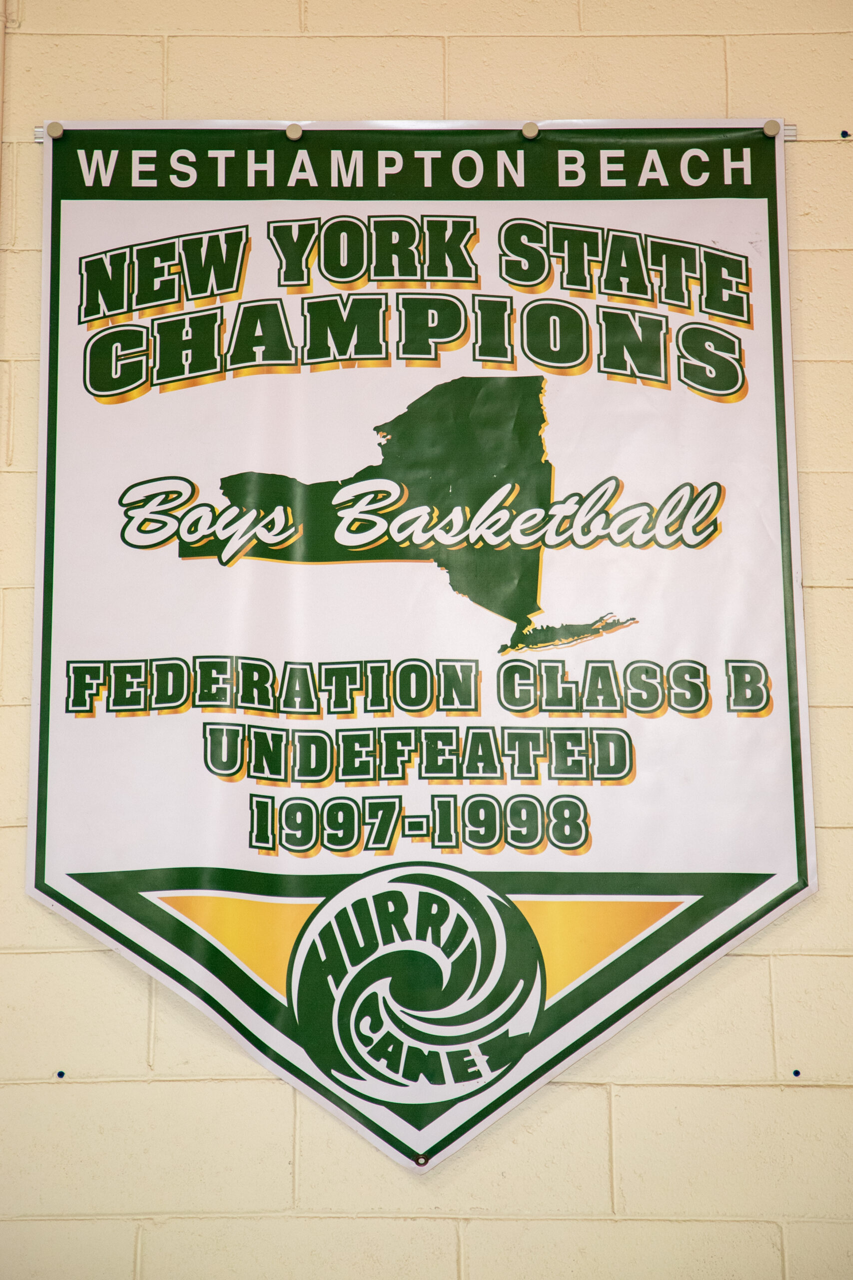The Westhampton Beach boys basketball team had the perfect season in 1997-1998, going 28-0 and winning both federation and state Class B titles.   MICHAEL O'CONNOR