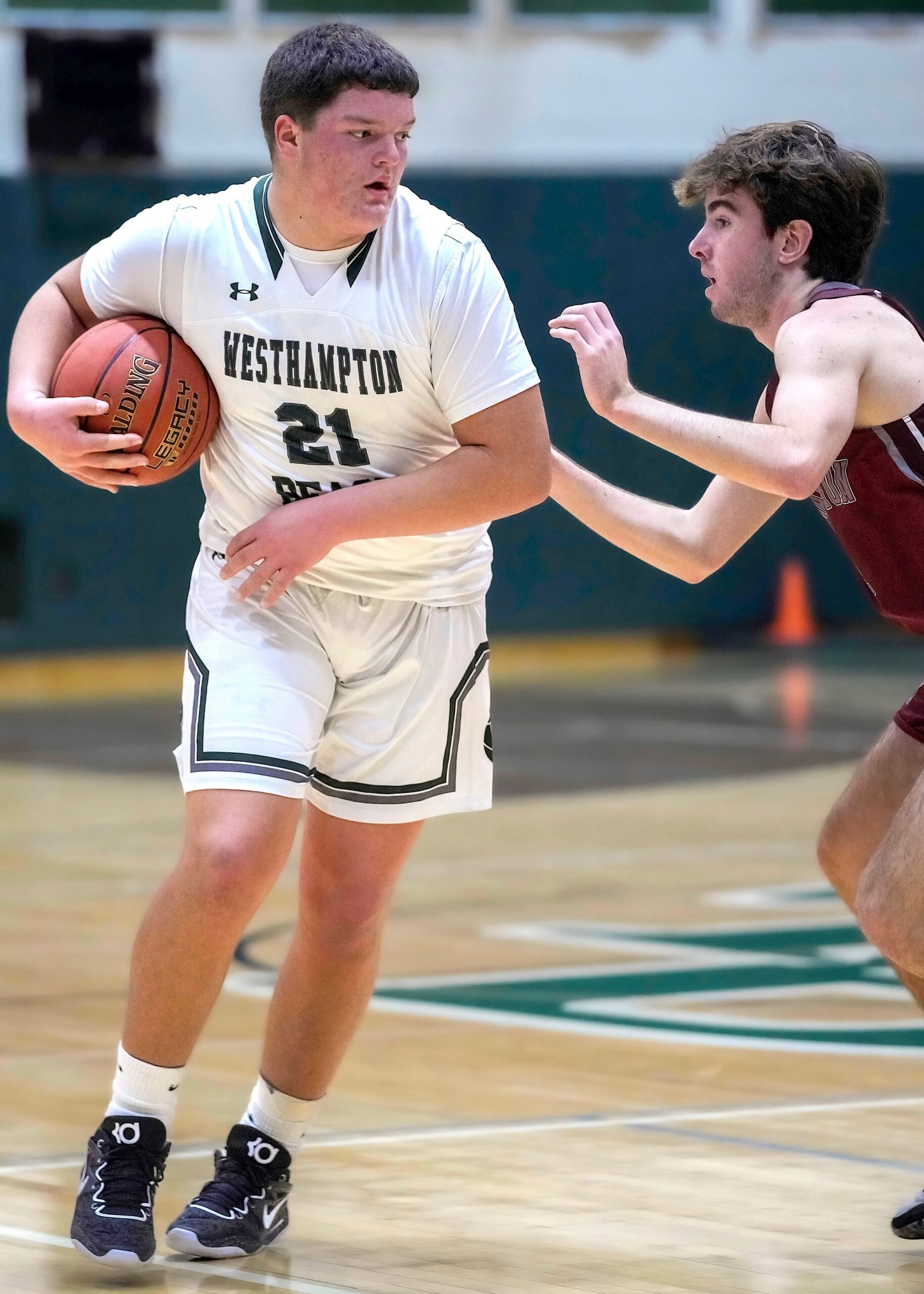 Junior Andrew Mensch recorded four three-pointers against North Shore last Thursday. RON ESPOSITO