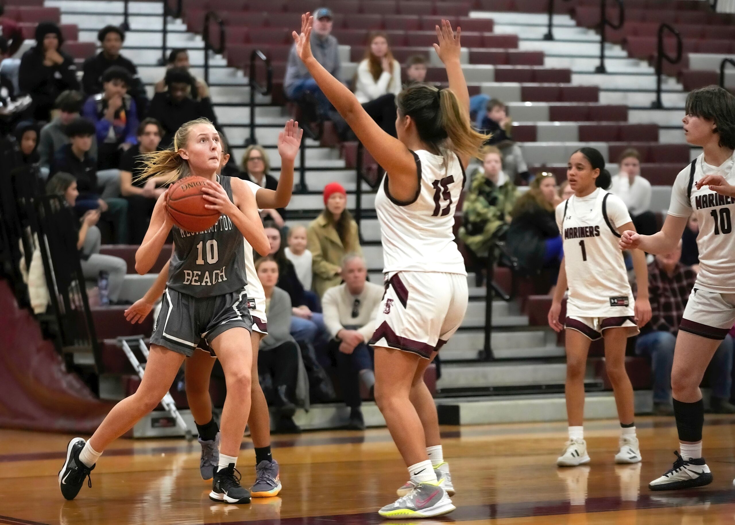 Westhampton Beach sophomore Shannon Sweet looks to break to the basket. RON ESPOSITO