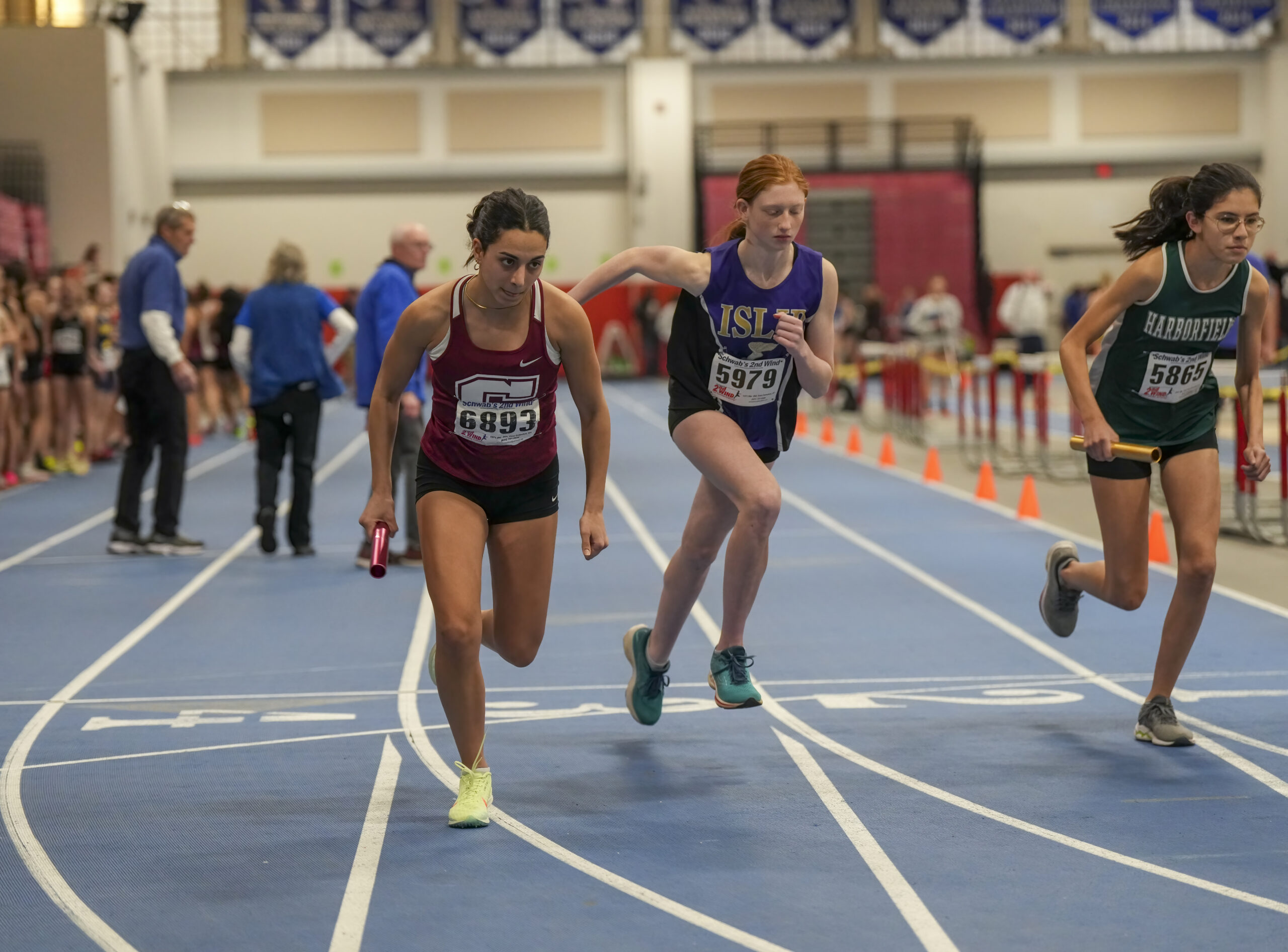Jeorgiana Gavalas takes off in the 4x800-meter relay.  RON ESPOSITO