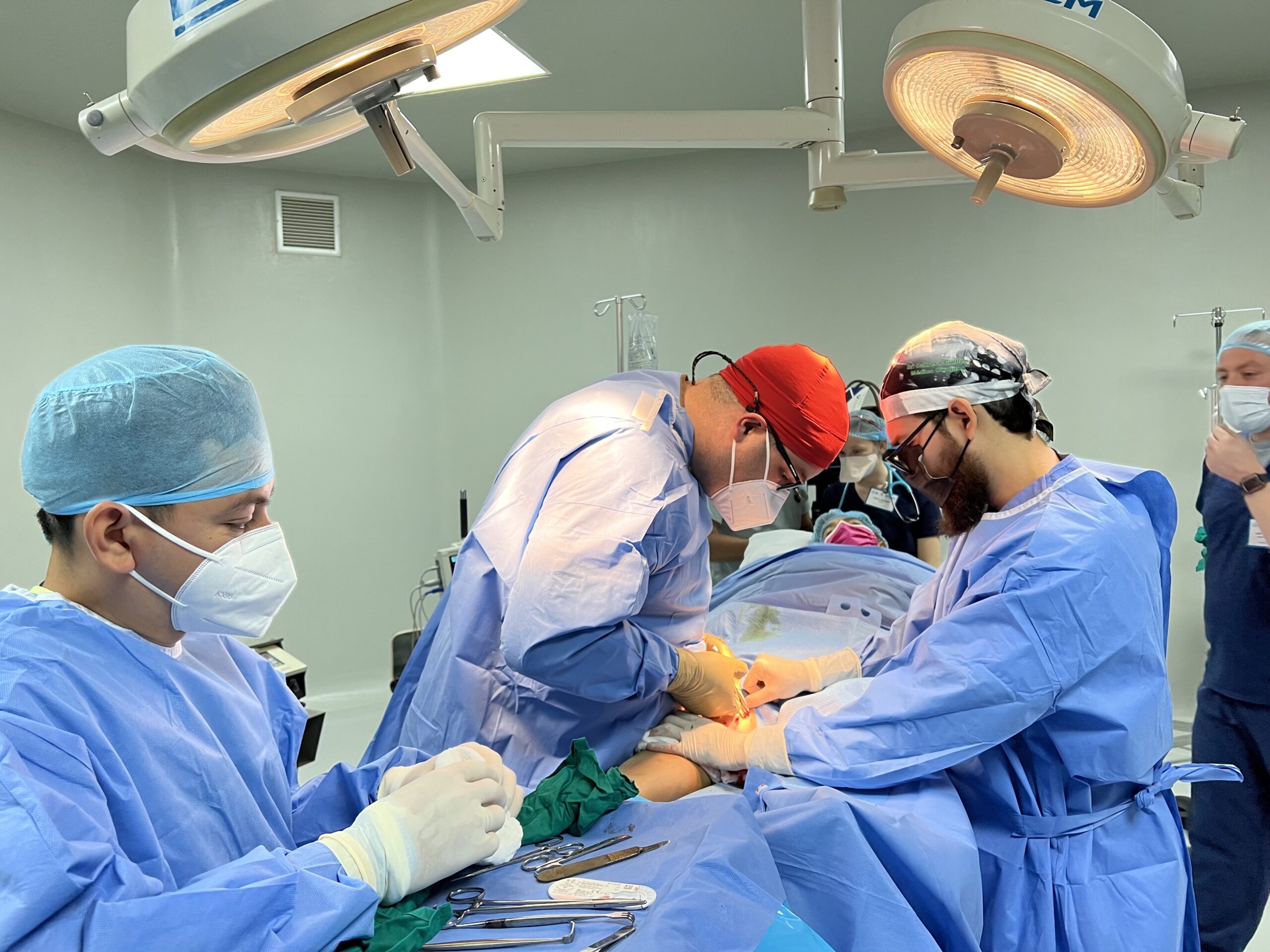 Inside the operating room of the David V. King Medical Center in Jucuapa, El Salvador, during a surgical trip led by Dr. Agostino Cervone, director of general robotic surgery at Peconic Bay Medical Center. COURTESY AGOSTINO CERVONE
