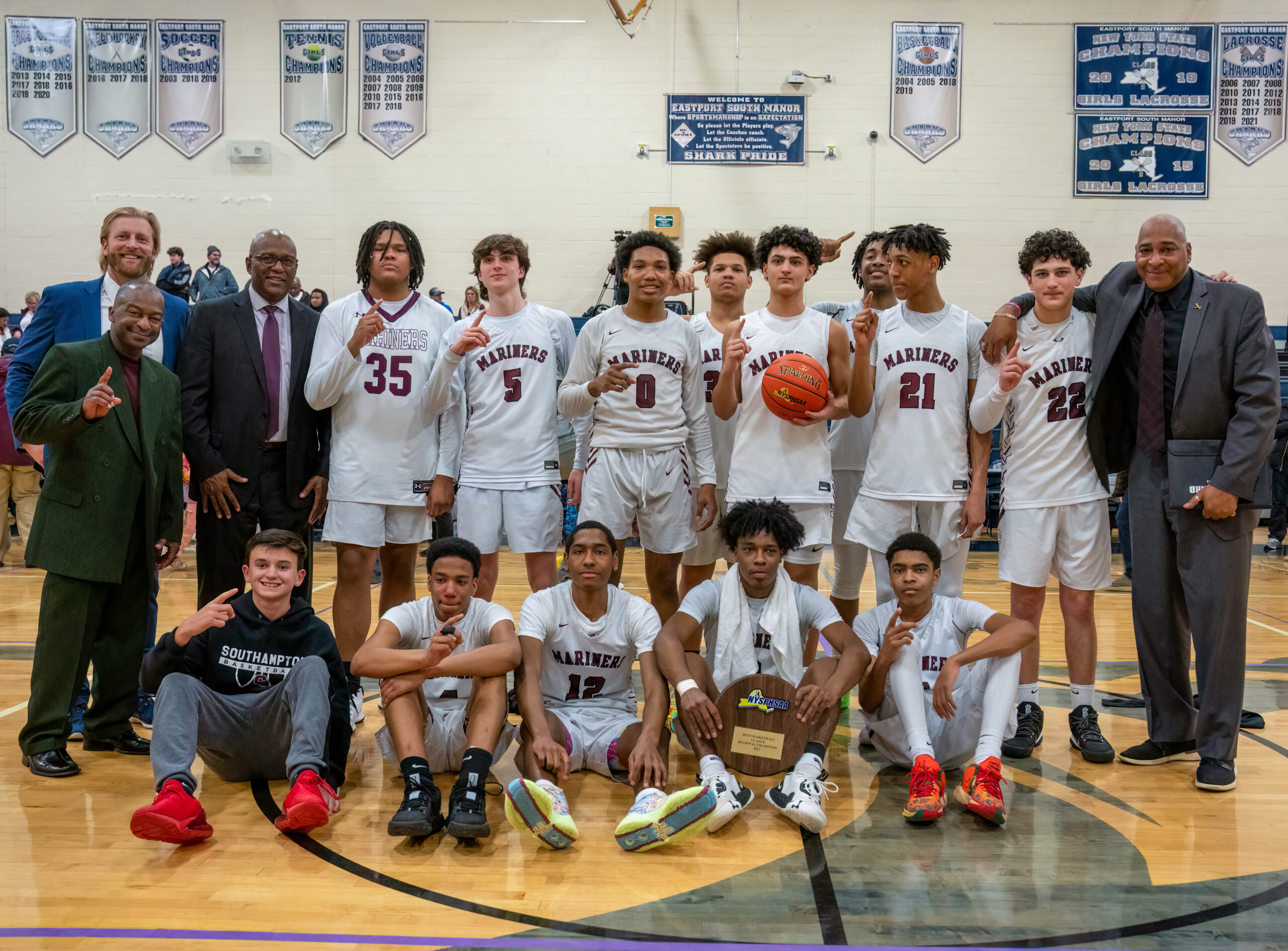 The Southampton boys basketball team defeated Valhalla, 64-55, in the Class B Regional Final on Friday night at Eastport-South Manor High School.   RON ESPOSITO