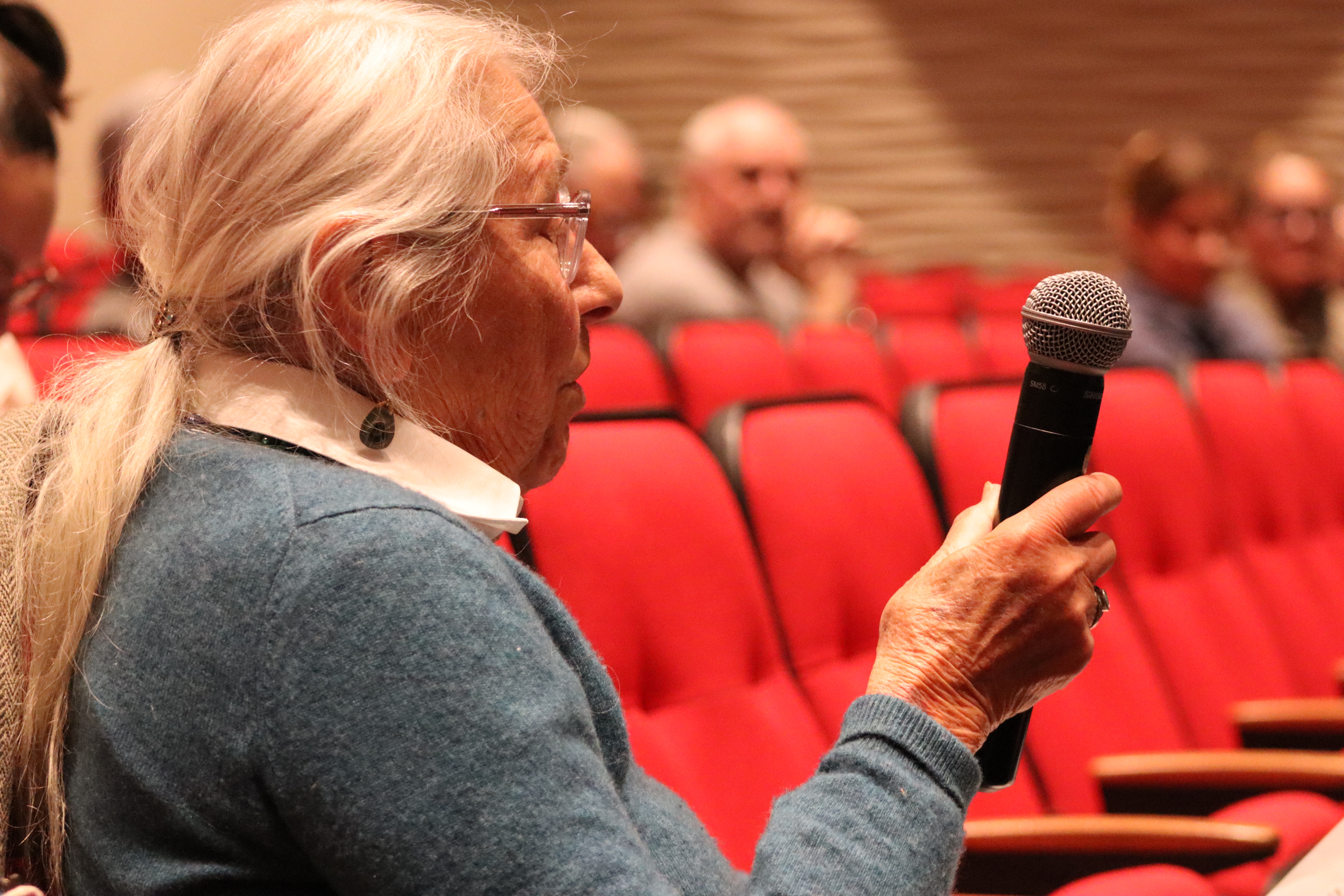 Sag Harbor resident Nada Berry at the latest community forum on the Marsden purchase on Wednesday night in the Pierson Middle High School auditorium. CAILIN RILEY PHOTOS