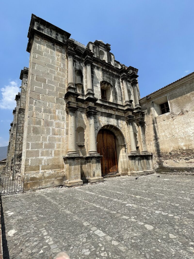 Capuchinas Church and Convent, 1726, designed by Guatemalan architect Diego de Porres.
ANNE SURCHIN