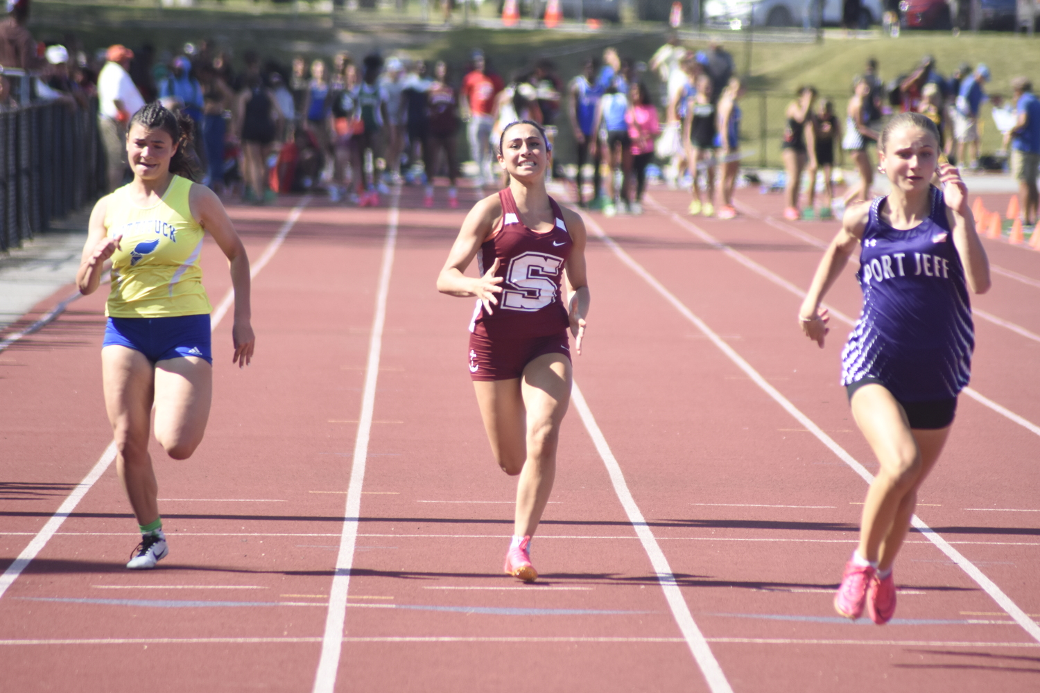 Southampton junior Kyla Cerullo in the 100-meter dash.    DREW BUDD