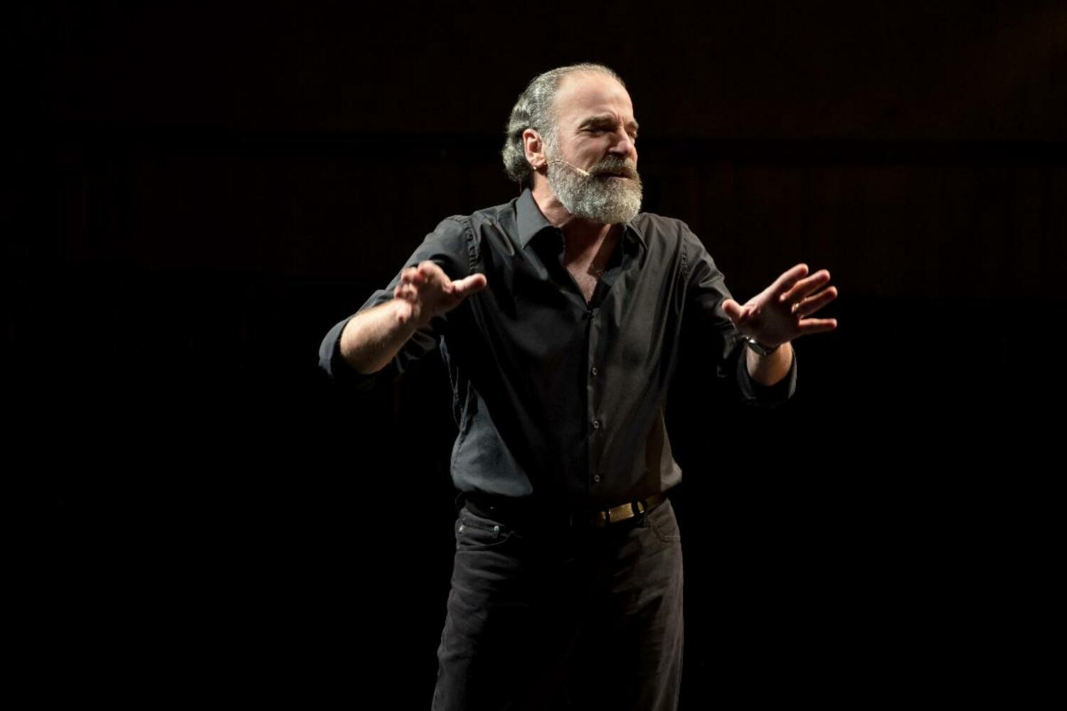 Broadway’s Mandy Patinkin performs at the Suffolk Theater on June 25. COURTESY SUFFOLK THEATER