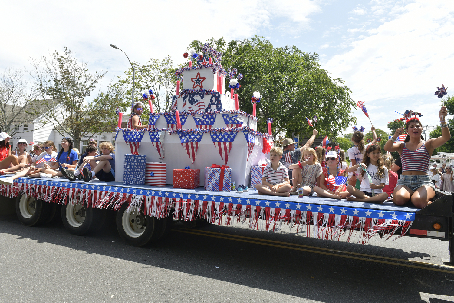 The Our Lady of the Hamptons float.