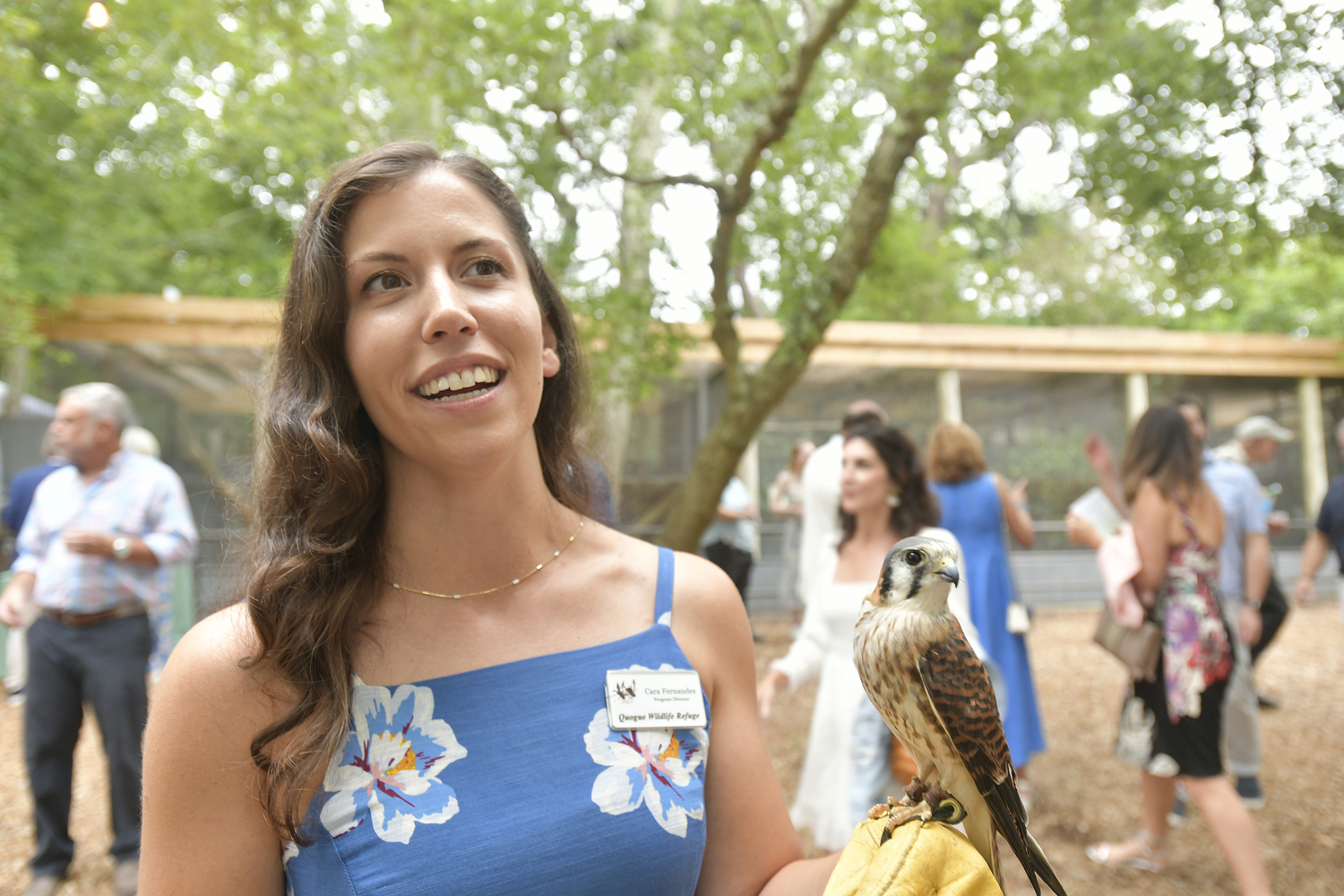 Cara Fernandes with a kestral.