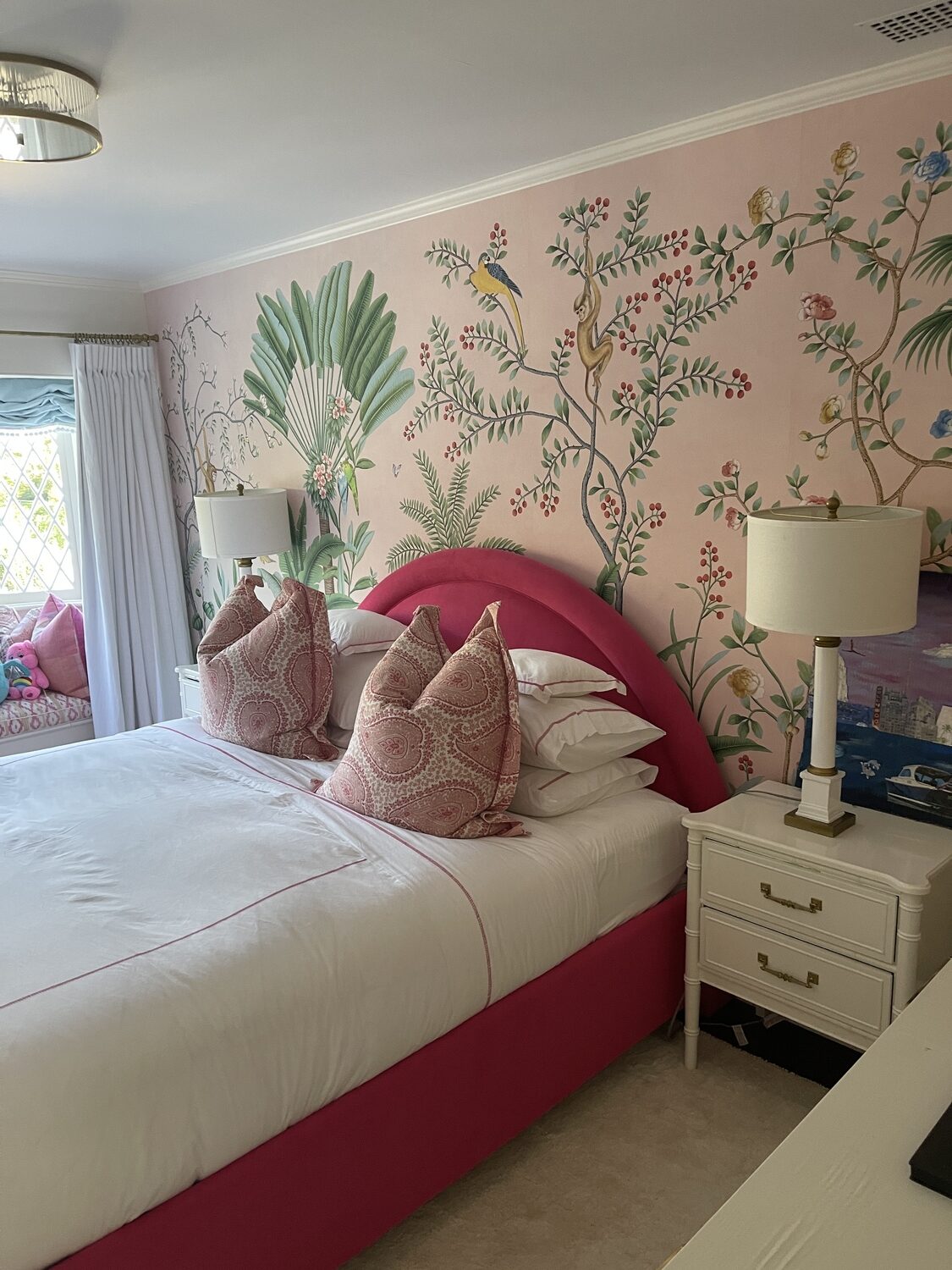 Liz Lange’s daughter’s bedroom features custom DeGournay wallpaper.  LIZ LANGE