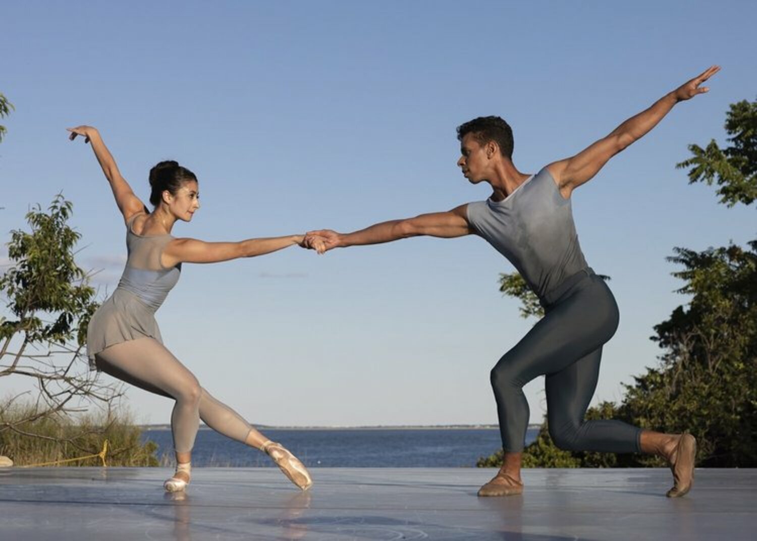 Lauren Bonfiglio and Jose Sebastian perform at Hamptons Dance Project Opening Night 2022. COURTESY ERIN BAIANO