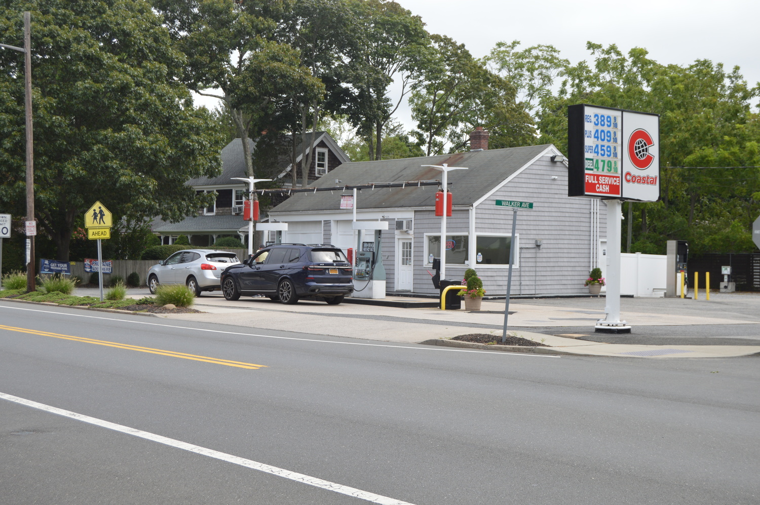 East Quogue's Coastal Gas Station Wants to Add a Convenience Store TOM GOGOLA