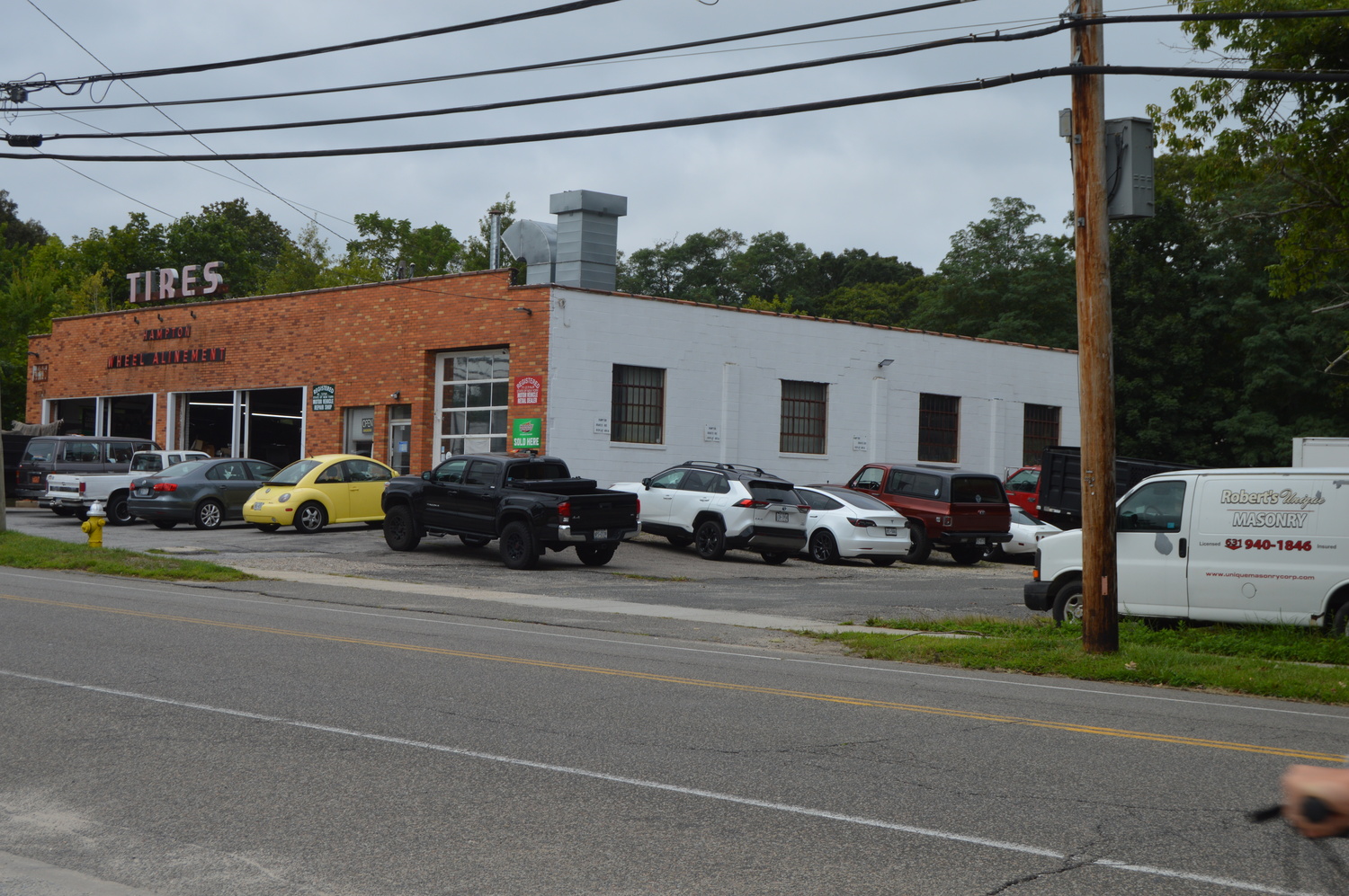 Brake Shop in East Quogue Seeks Town Approval to Add Housing, Ice Cream Shop, Other Retail to Adjacent Lot  TOM GOGOLA