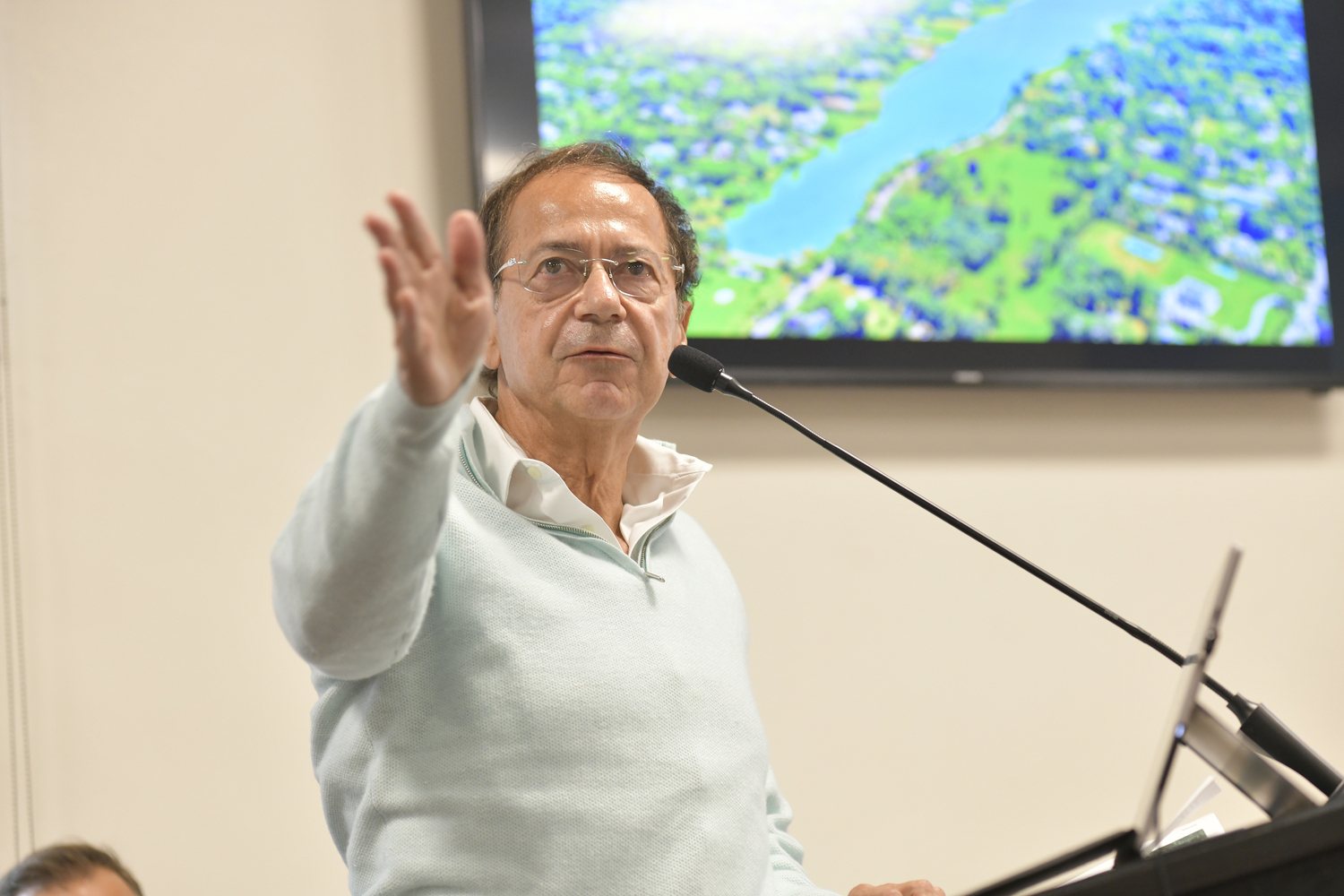 Lake Agawam Conservancy member John Paulson at Tuesday's Southampton Village Board work Session.  DANA SHAW