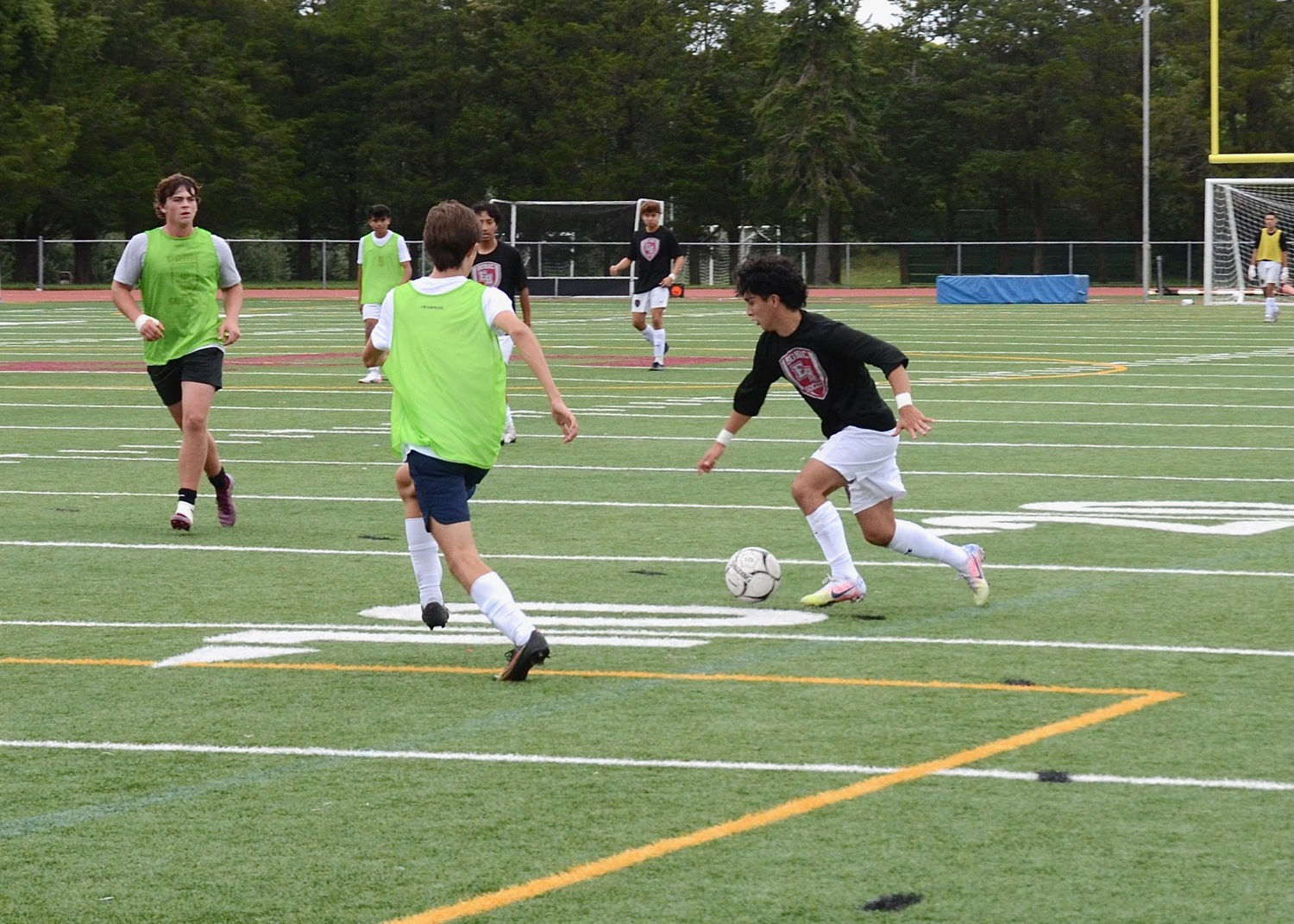 East Hampton boys soccer hosted a three-way scrimmage with Pierson/Bridgehampton and Southampton on Monday.   KYRIL BROMLEY