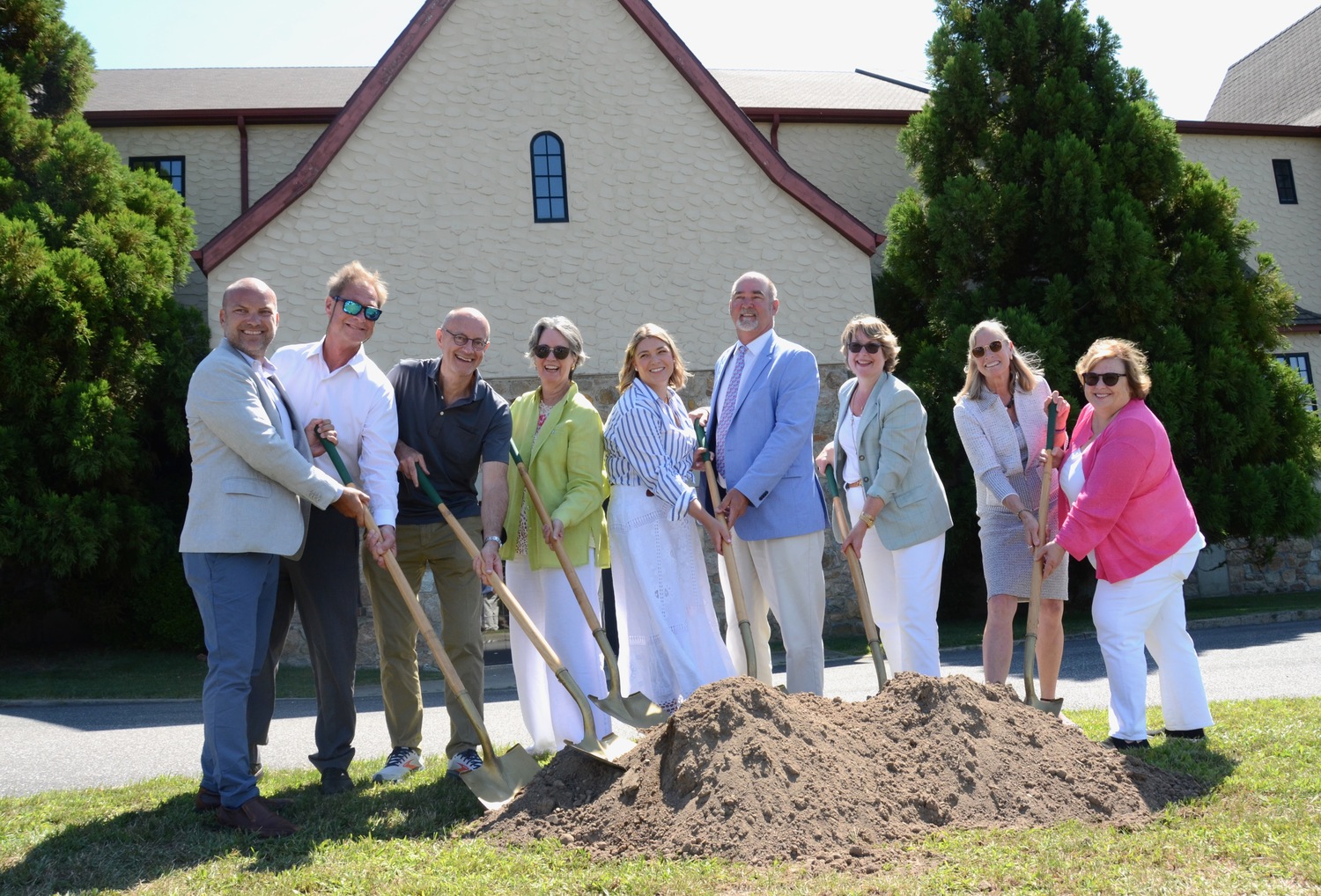 The Montauk Playhouse Center Foundation hosted a ceremonial groundbreaking last week for the coming playhouse aquatic center project, which will begin construction later this year.
KYRIL BROMLEY