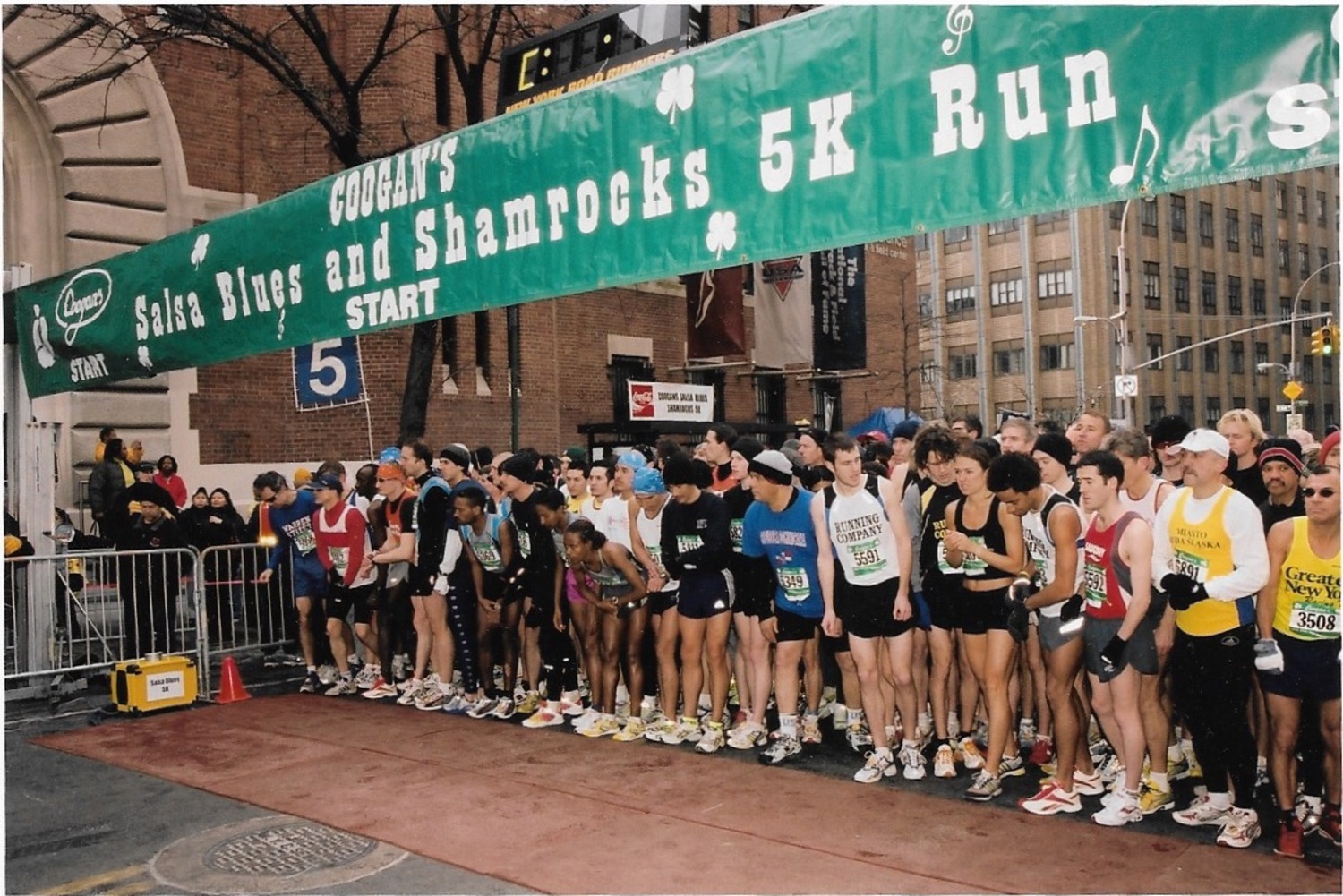 The start of a Coogan's sponsored 5K in Washington Heights. COURTESY THE AUTHOR