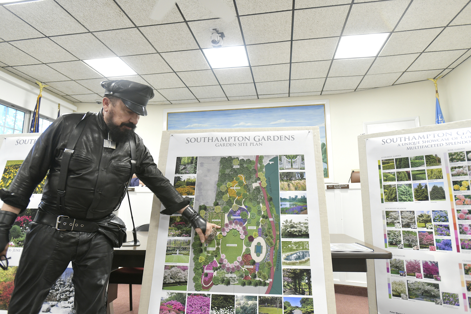 Architect Peter Marino goes over his plans for Southampton Gardens at the Southampton Village work session on Tuesday evening.  DANA SHAW