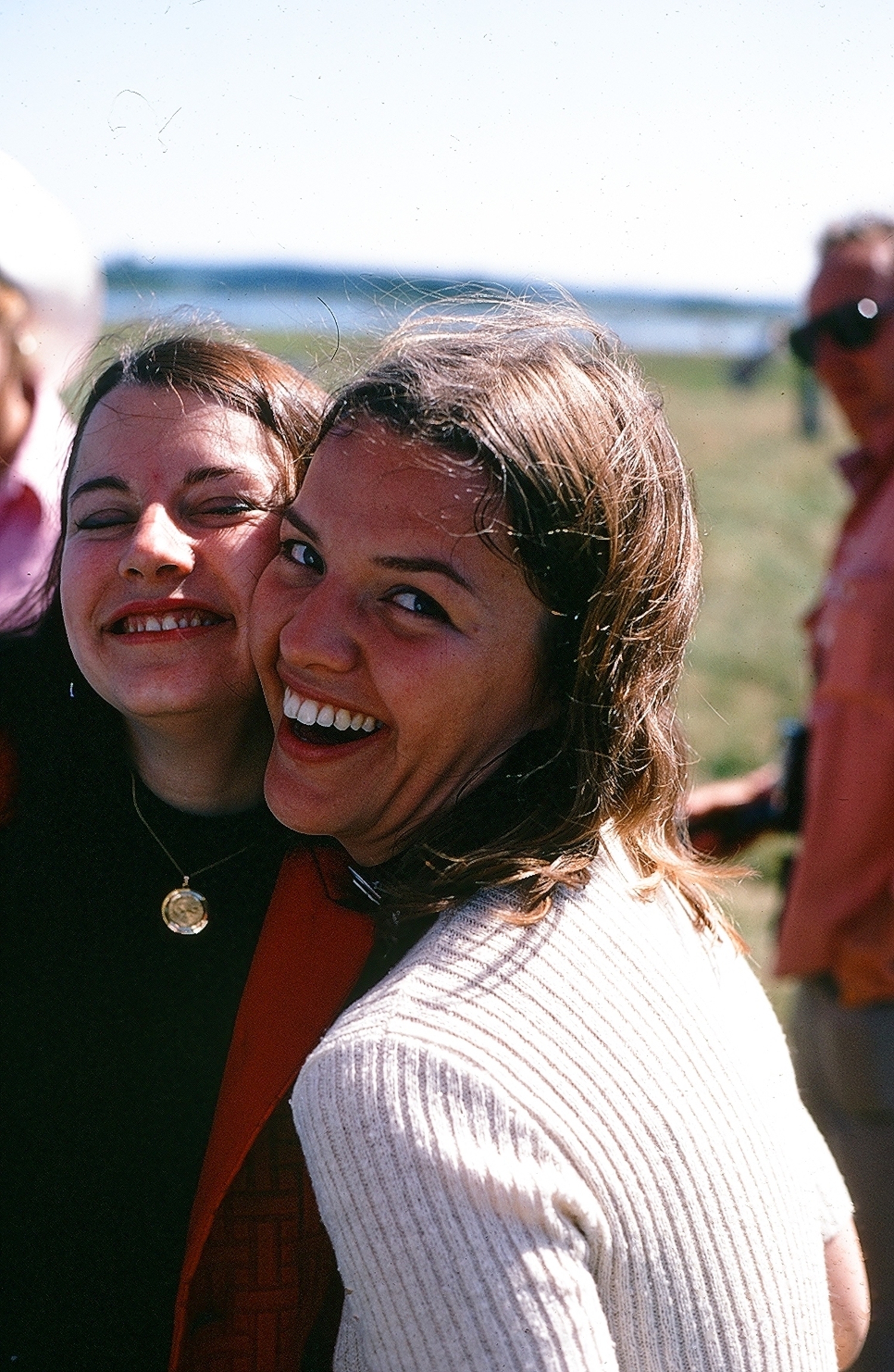 Pamela Brown and Genie Chipps Henderson saying goodbye before The Free Life lifted off from Springs on September 20, 1970. JONATHAN RICHARDS