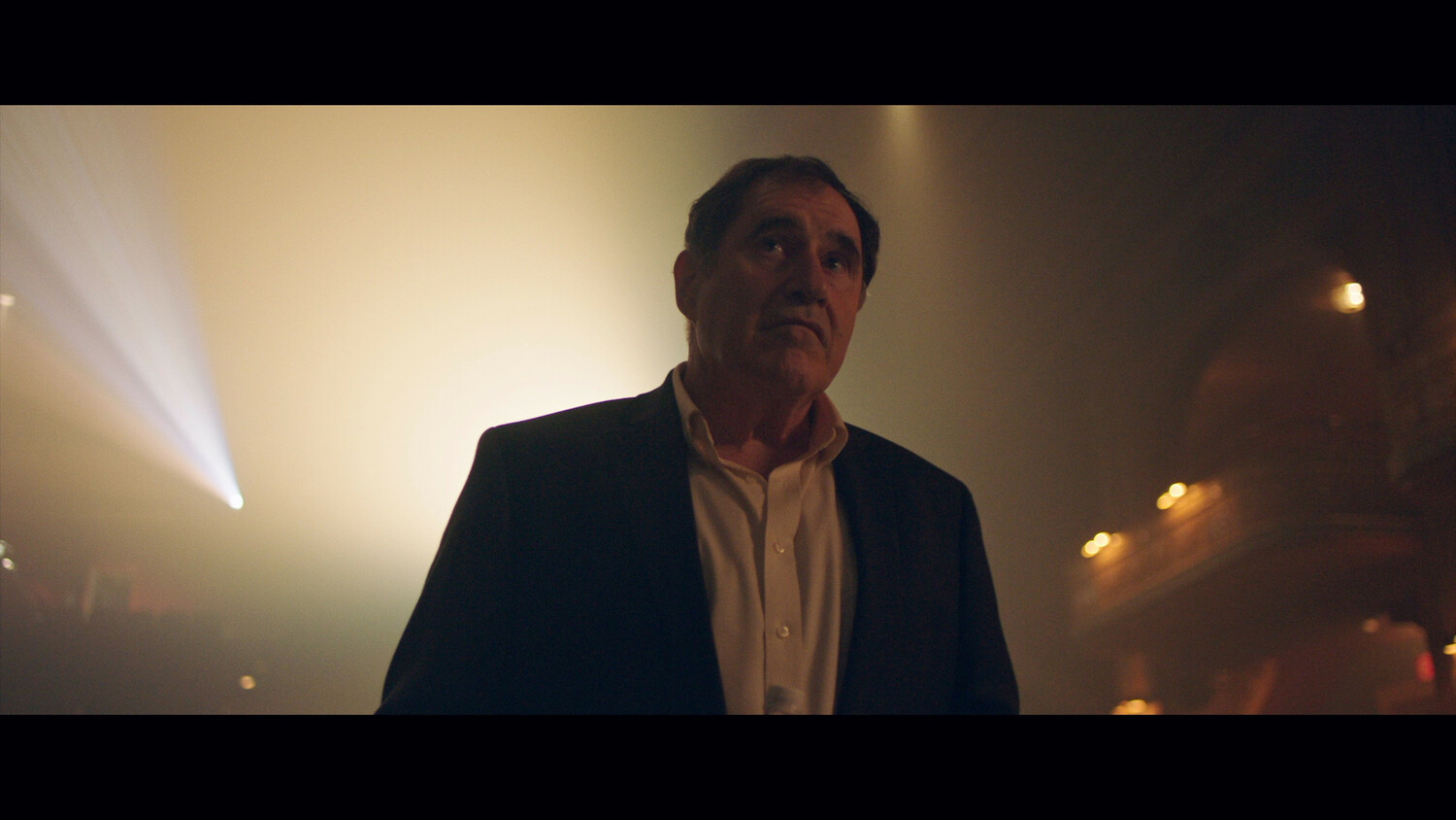 Richard Kind in a scene from the 