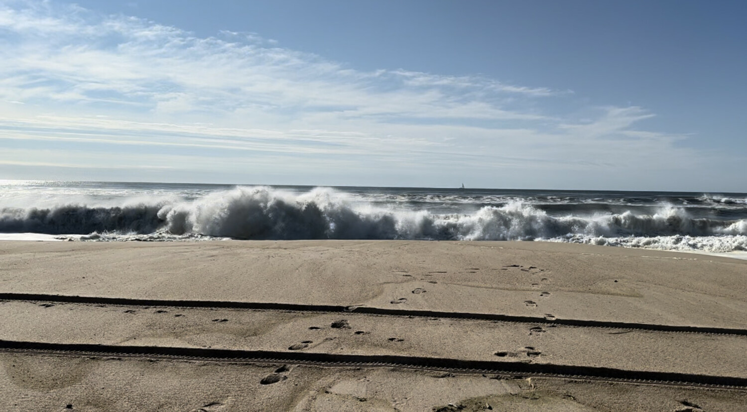 East Hampton Town has closed all of its ocean beaches as heavy surf from Hurricane Lee has created hazardous conditions.