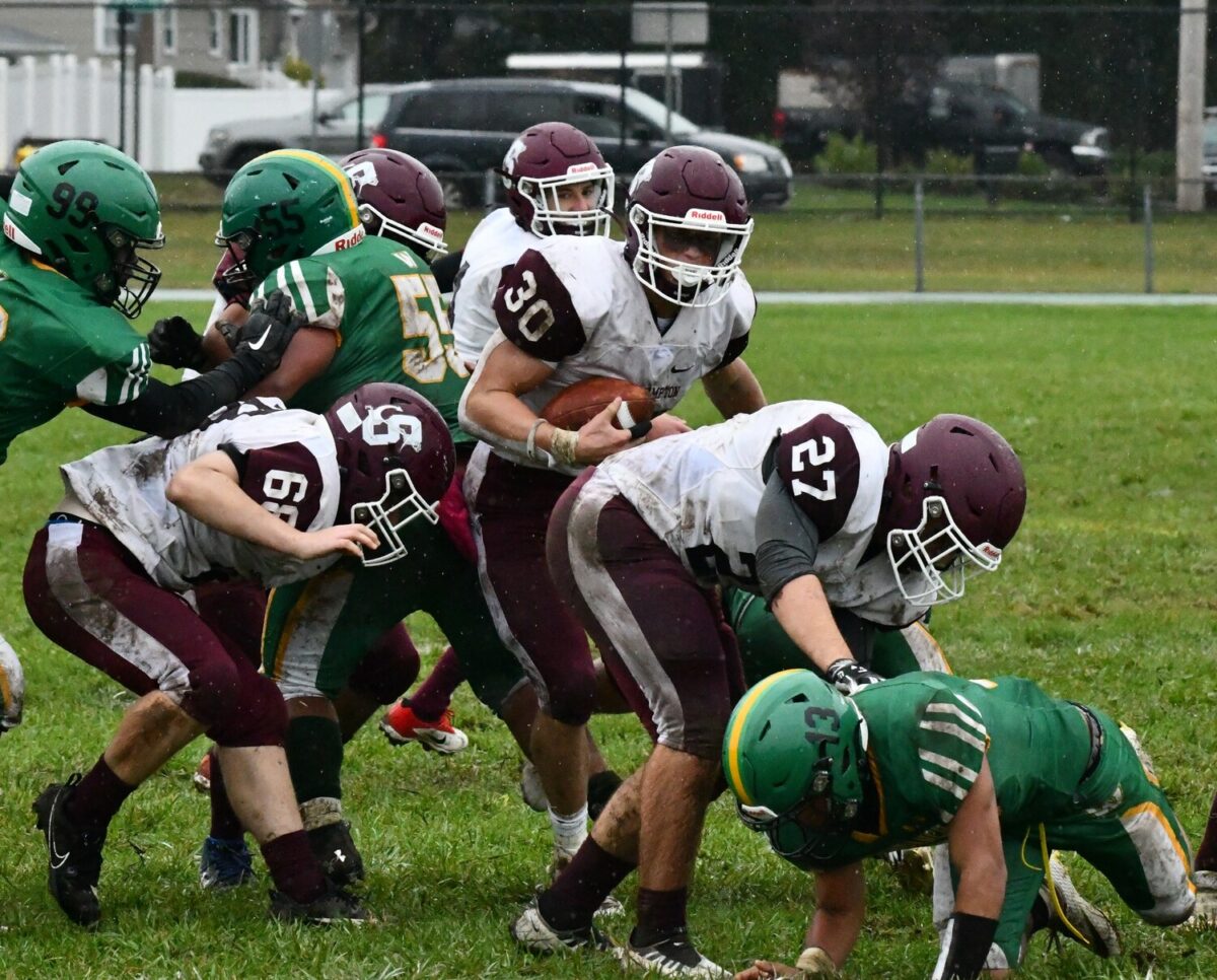 New York Giants QBs Manning, Jones Practice With Westhampton Beach Football  Players - 27 East