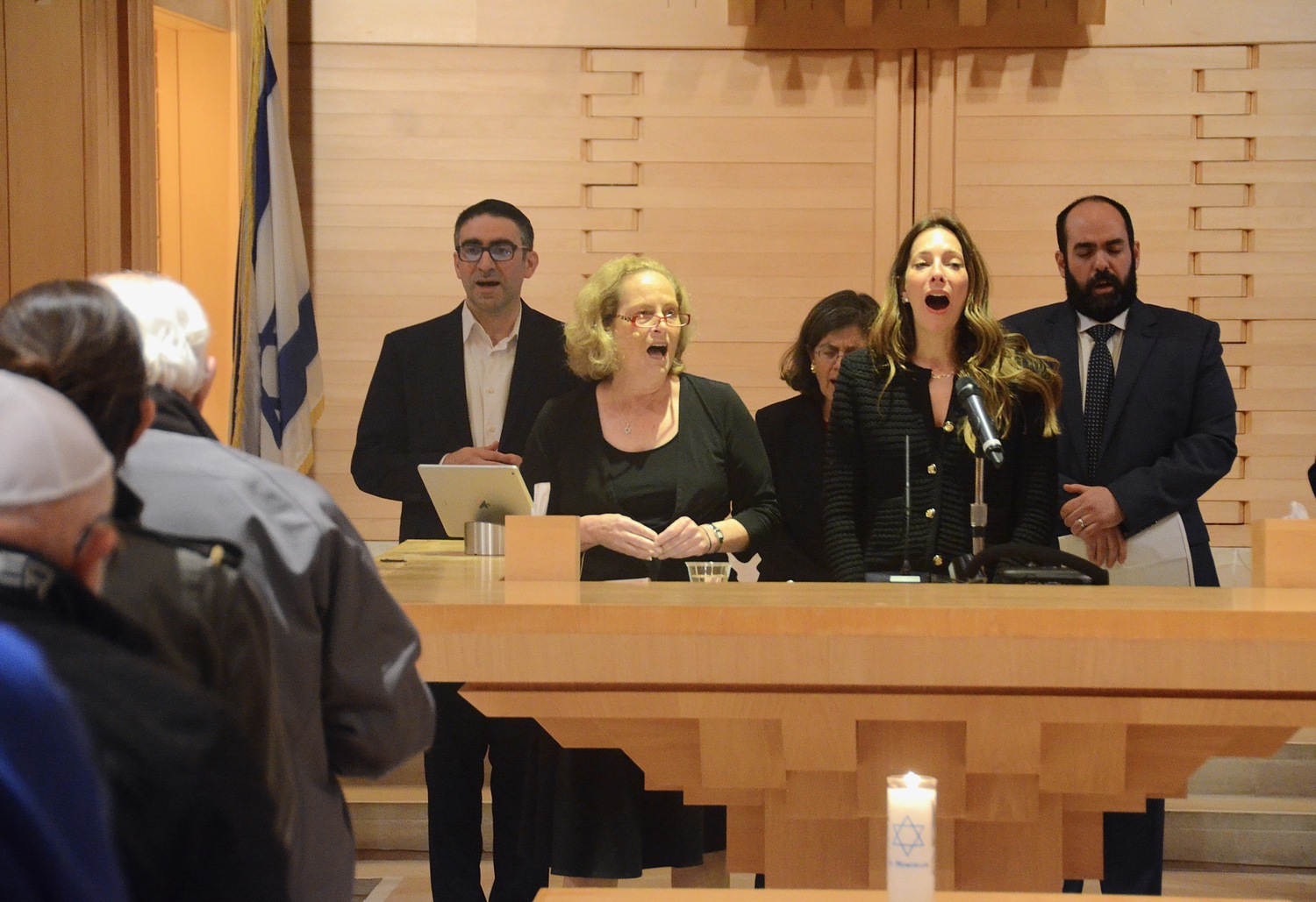 Hundreds of people attended a vigil at the Jewish Center of the Hamptons in East Hampton on Wednesday evening. KYRIL BROMLEY